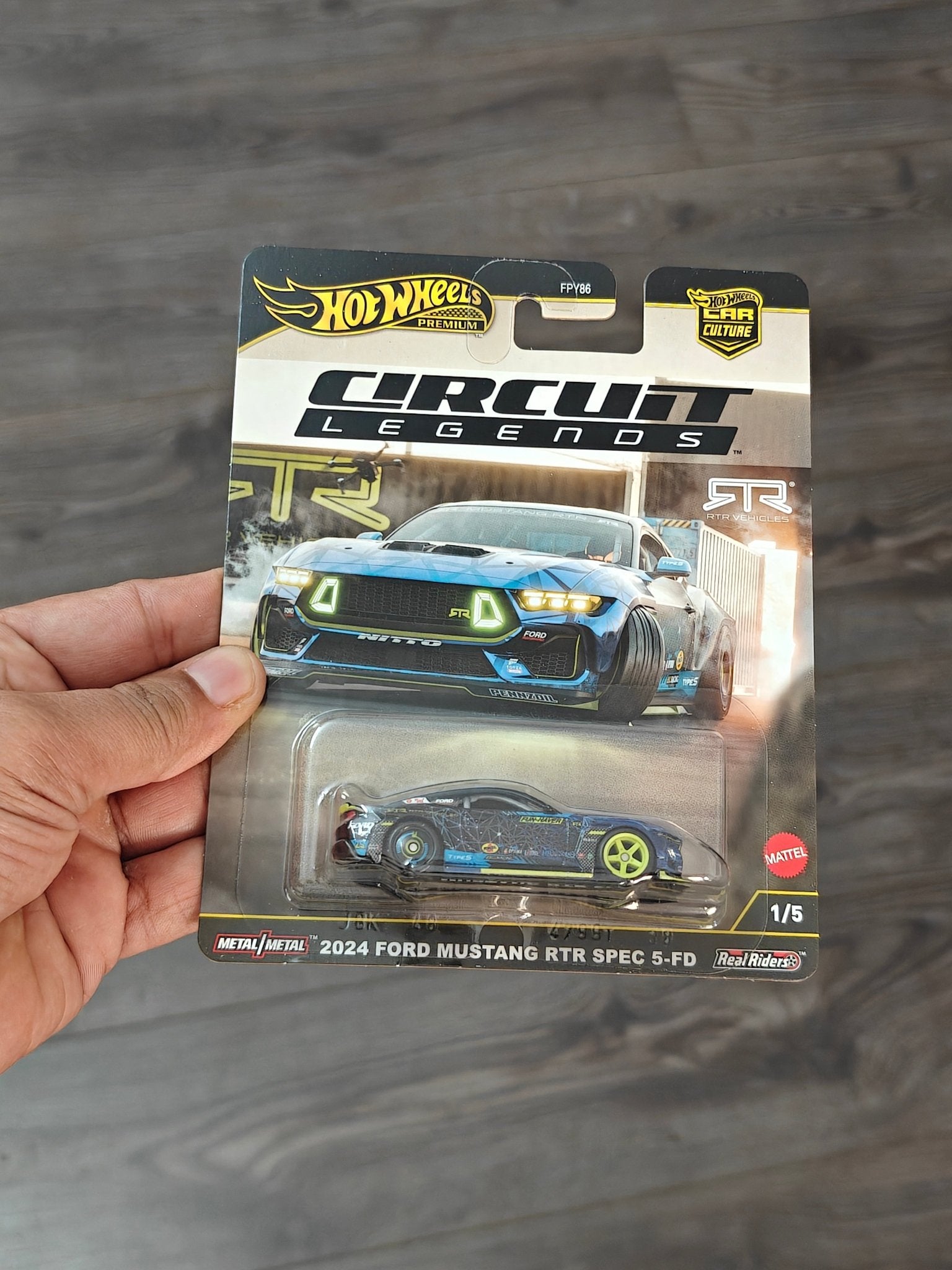 Premium Hot Wheels 2024 Ford Mustang RTR Spec 5 - FD - Circuit Legends (Imported) - Kinder Logs