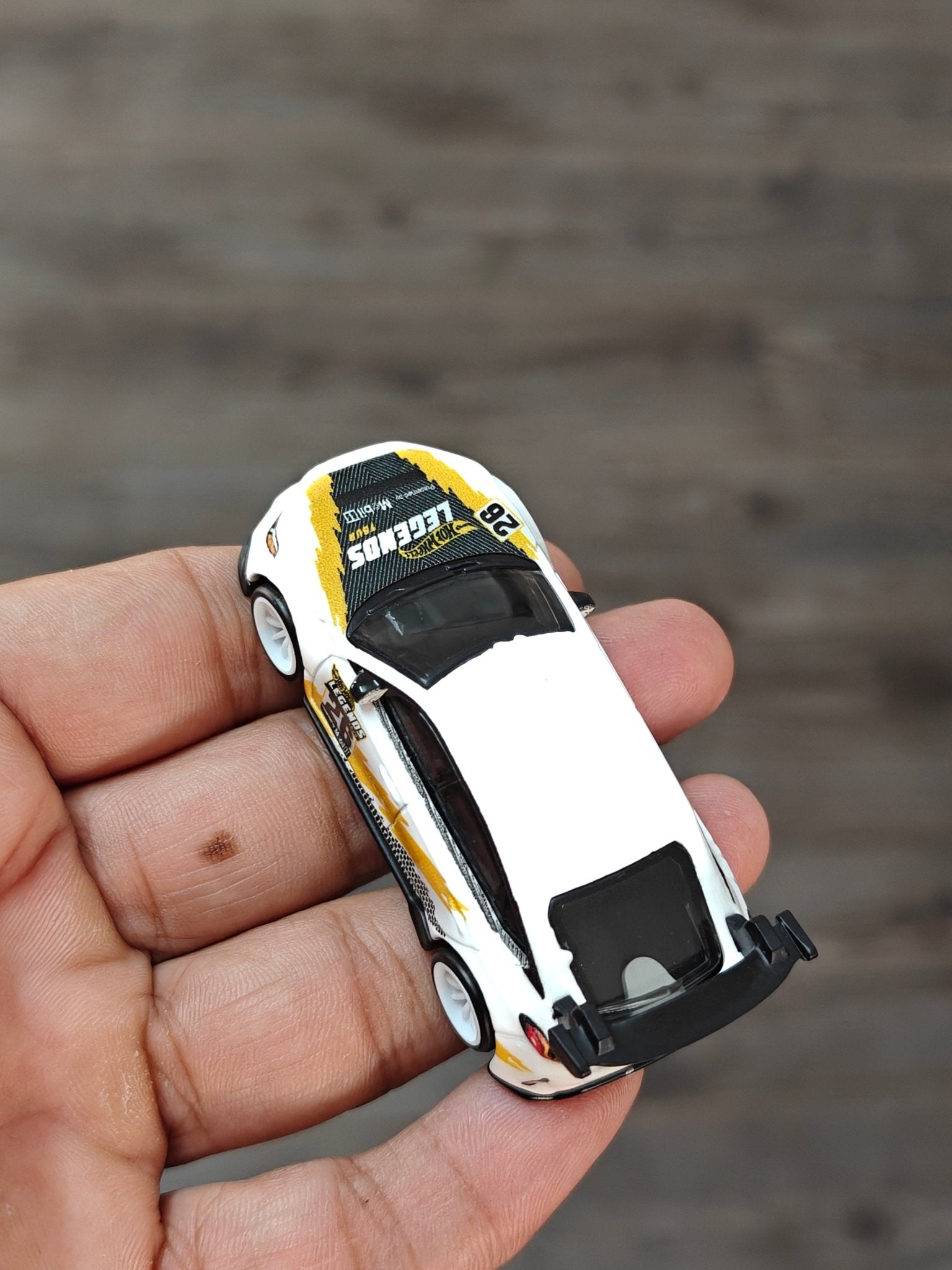 Premium Hot Wheels 2024 Honda Civic Type R (Uncarded - New) - Kinder Logs