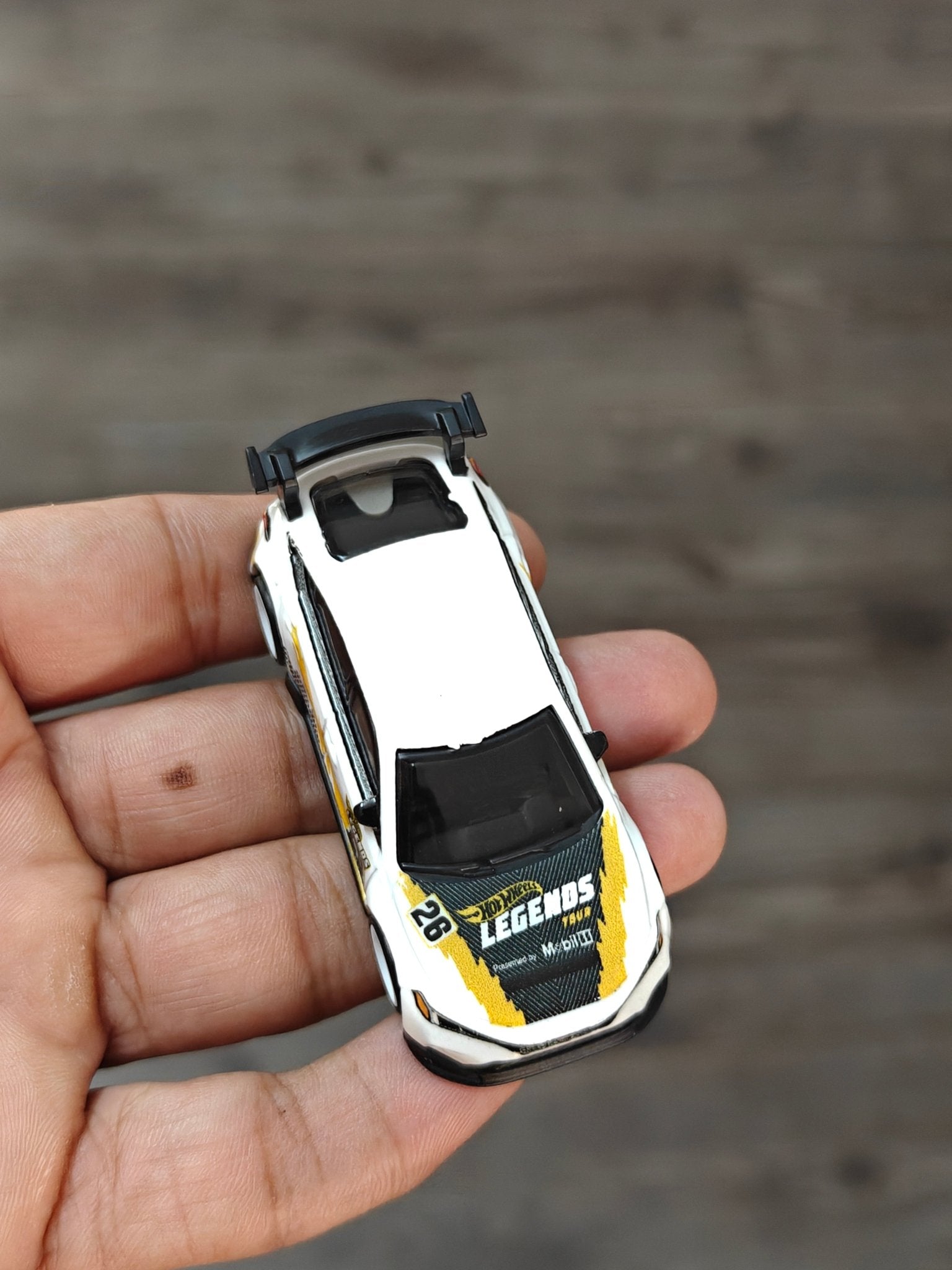 Premium Hot Wheels 2024 Honda Civic Type R (Uncarded - New) - Kinder Logs