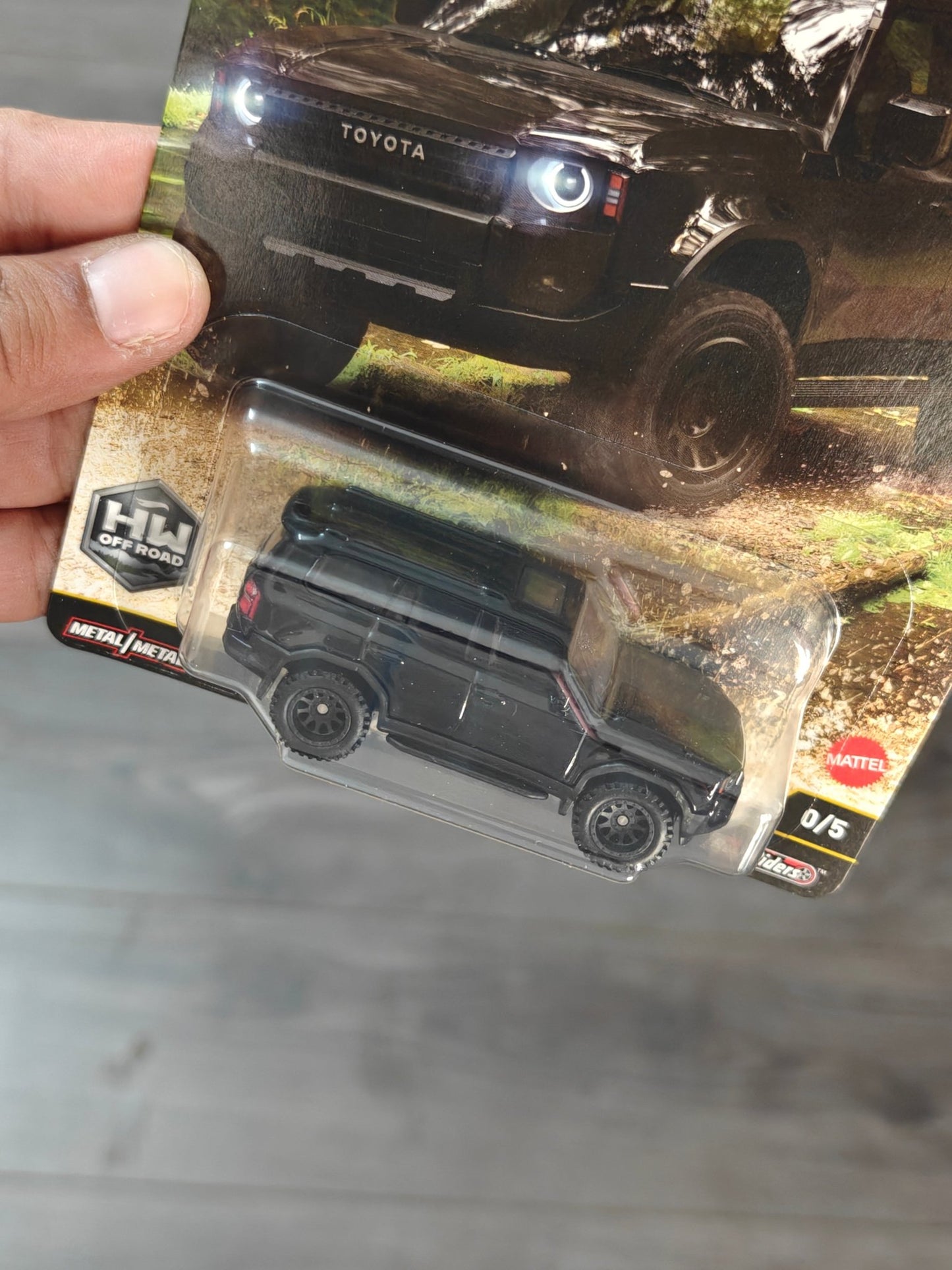 Premium Hot Wheels 2024 Toyota Land Cruiser - CHASE 0/5 (Imported) - Kinder Logs