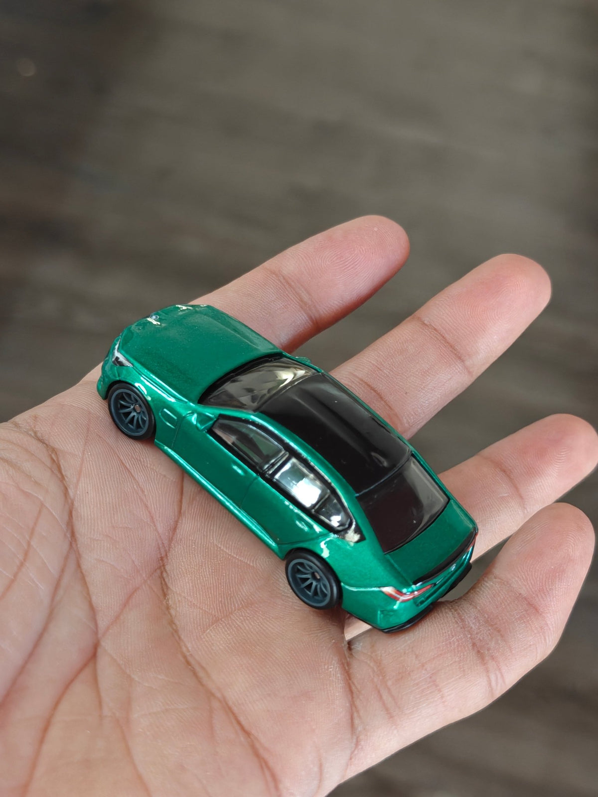 Premium Hot Wheels 2025 BMW M5 - Deutschland Design (Uncarded - New) - Kinder Logs
