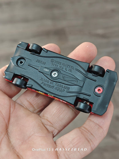 Premium Hot Wheels 499p - Red (Uncarded - New) - Kinder Logs