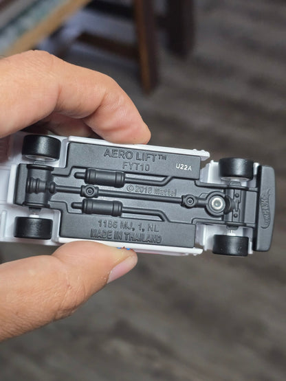 Premium Hot Wheels Aero Lift - White (Uncarded - New) - Kinder Logs