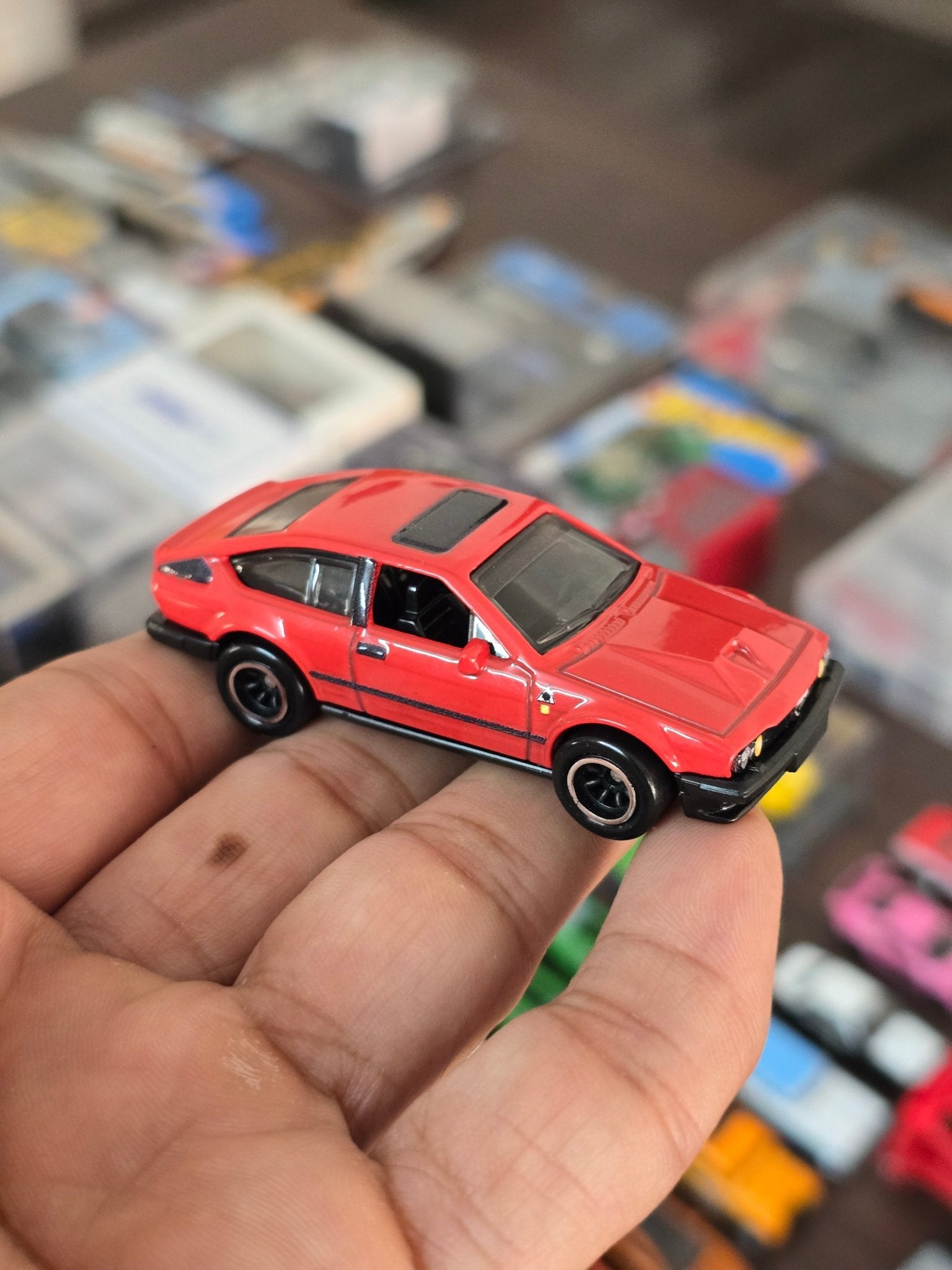 Premium Hot Wheels Alfa Romeo GTV6 3.0 - Red (Uncarded - New) - Kinder Logs