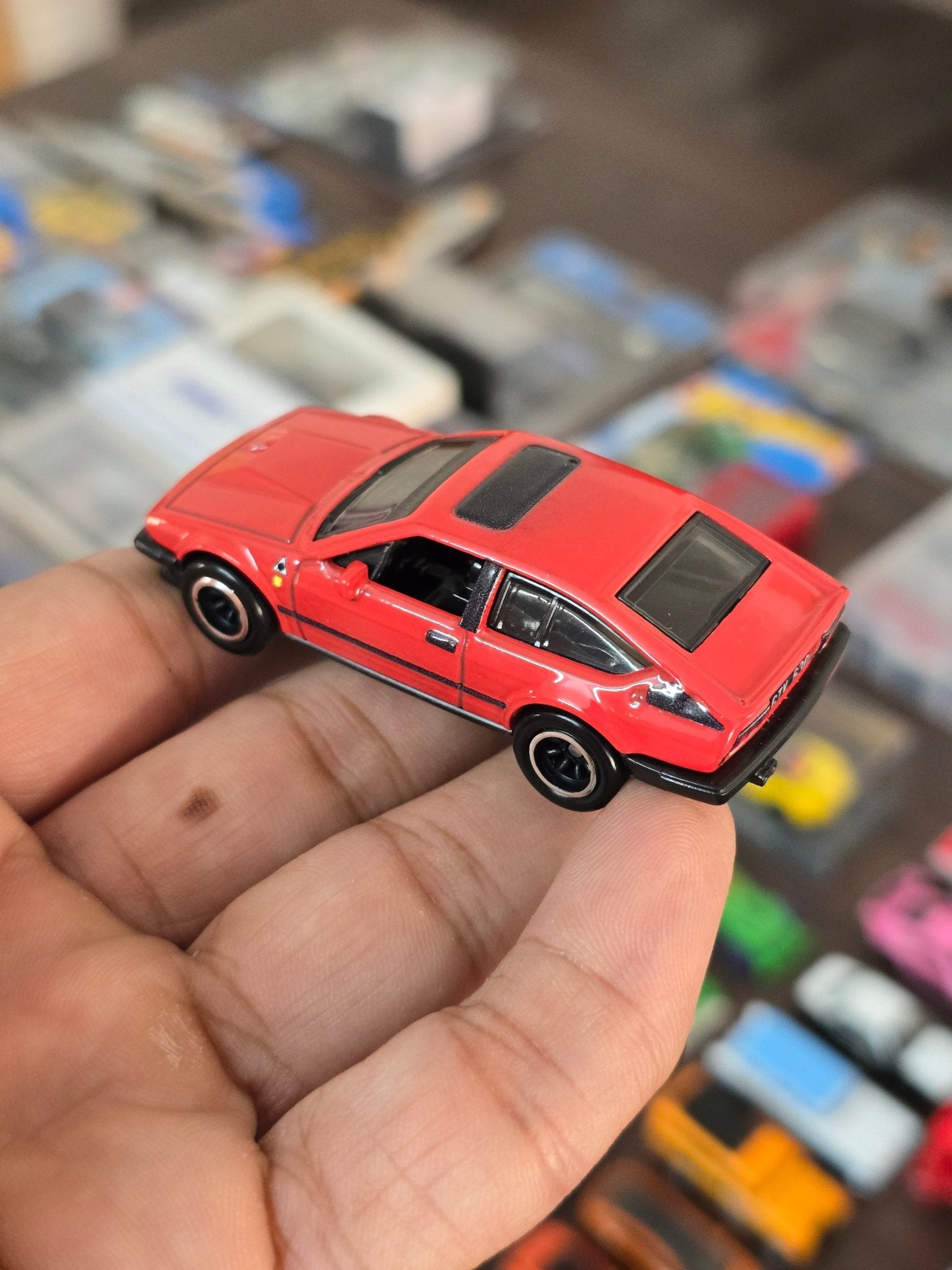 Premium Hot Wheels Alfa Romeo GTV6 3.0 - Red (Uncarded - New) - Kinder Logs