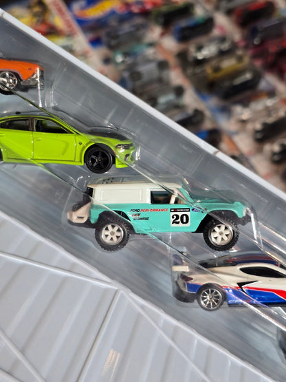 Premium Hot Wheels American Scene Container (5 Cars Pack) - Kinder Logs