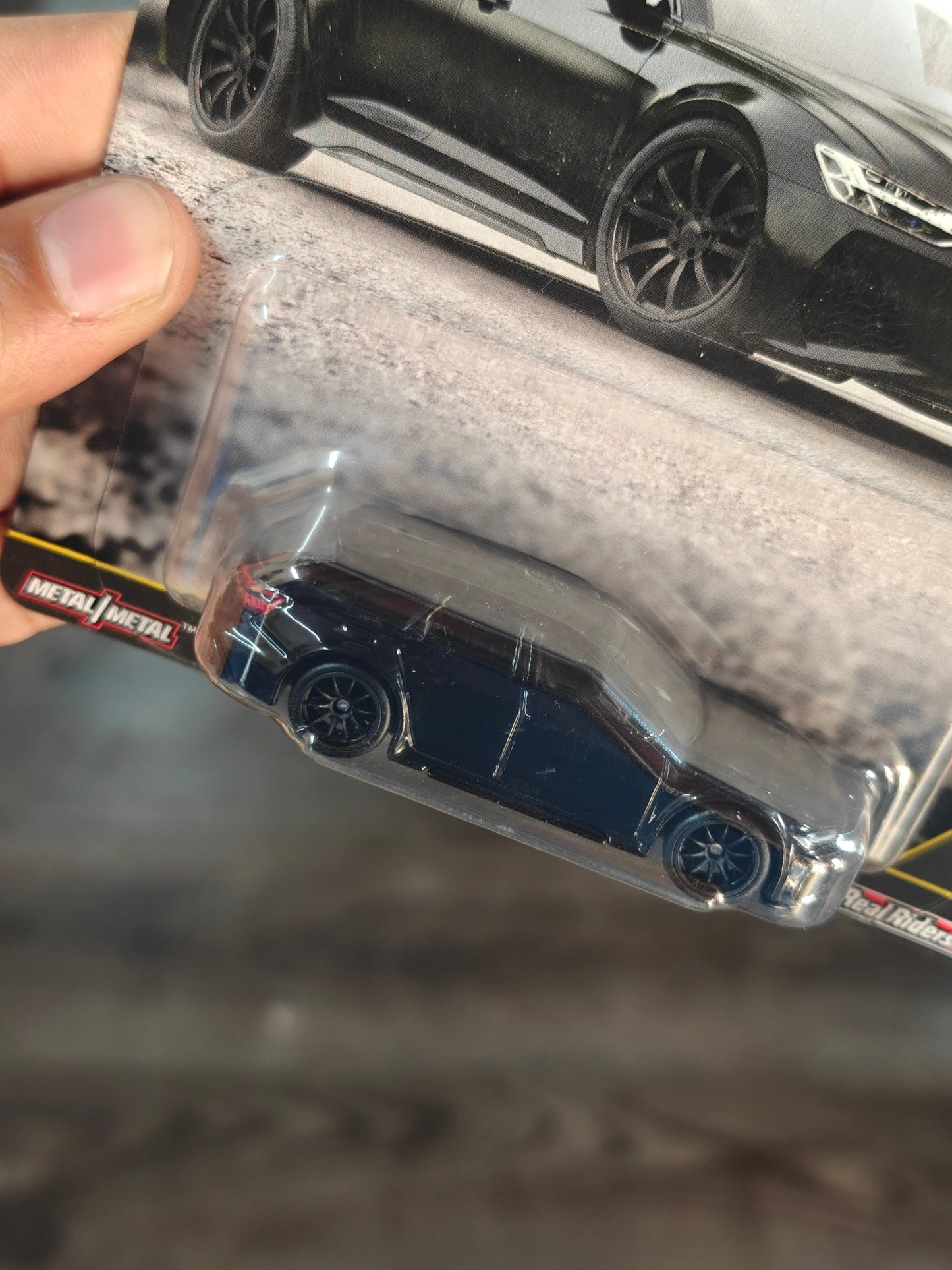 Premium Hot Wheels Audi RS6 Avant - CHASE 0/5 (Imported) - Kinder Logs