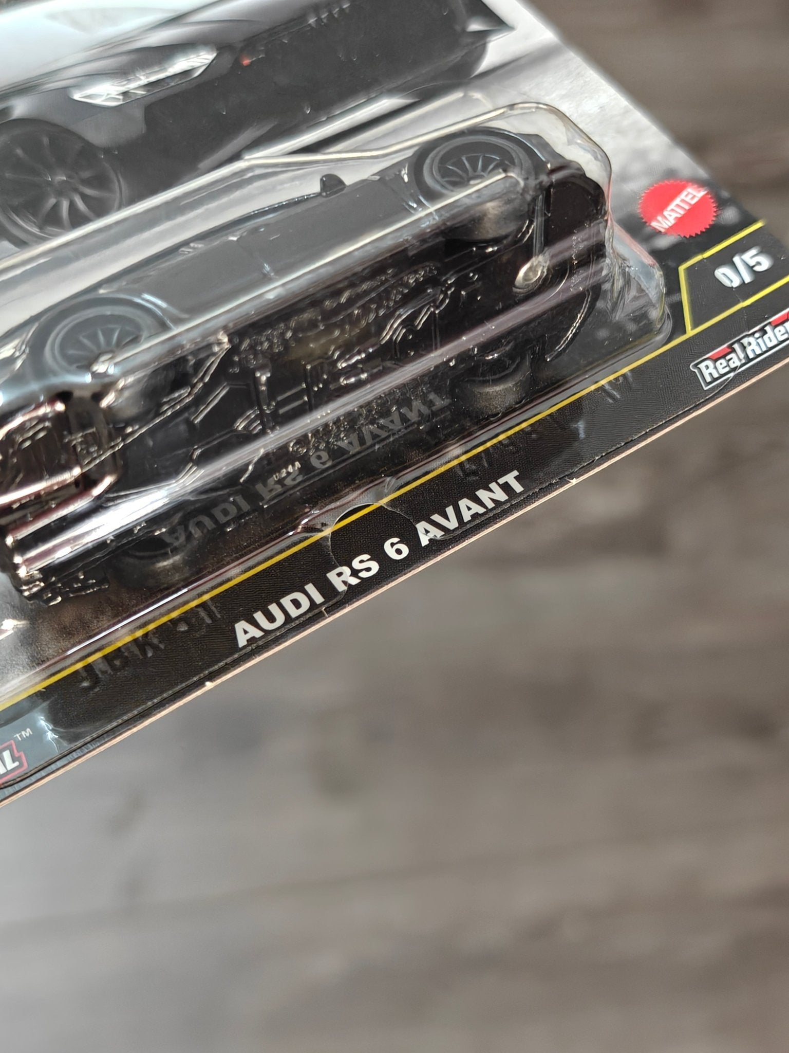 Premium Hot Wheels Audi RS6 Avant - CHASE 0/5 (Imported) - Kinder Logs