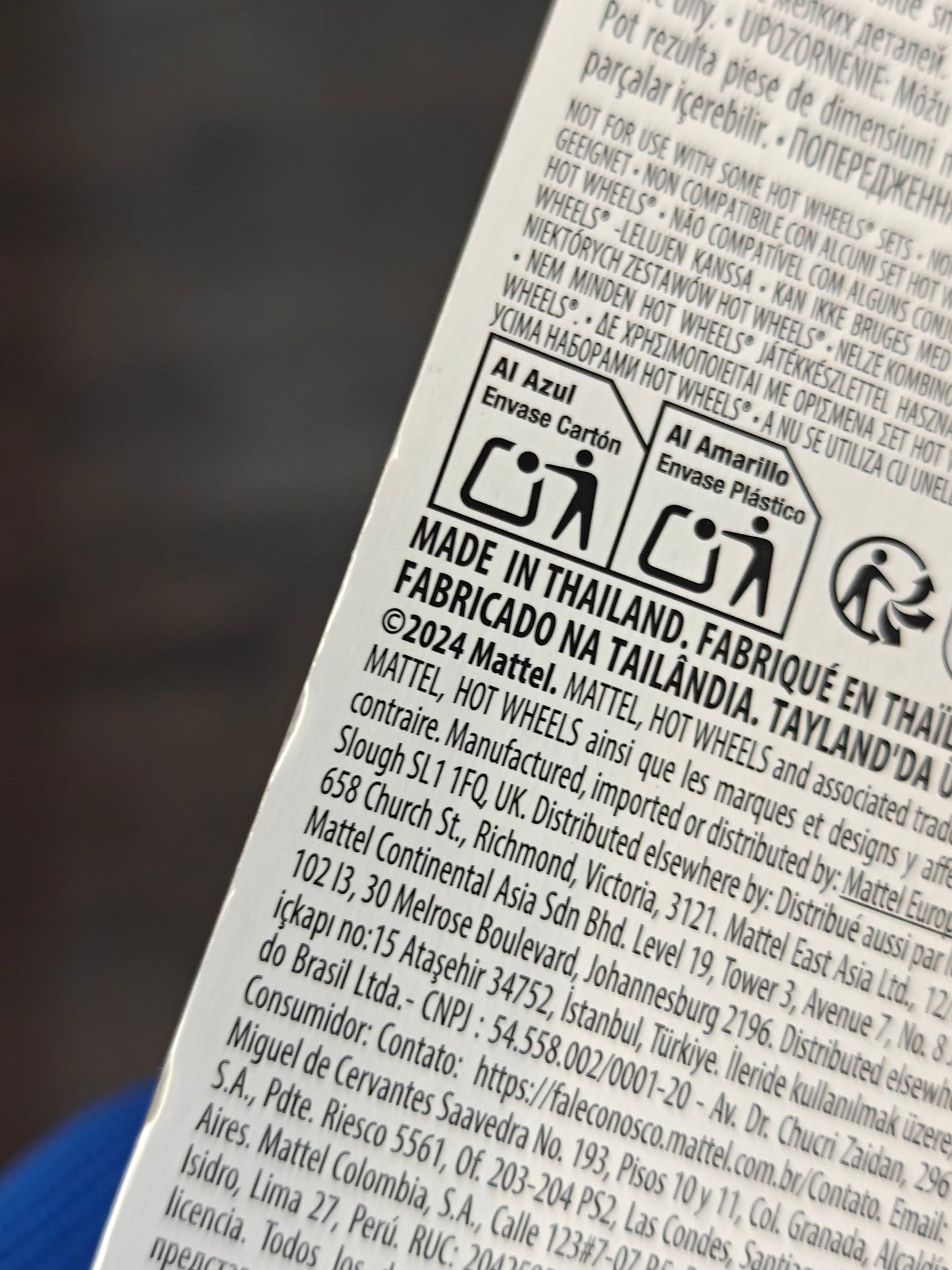 Premium Hot Wheels Audi RS6 Avant - Fast Wagons (Imported) - Kinder Logs