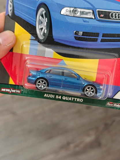 Premium Hot Wheels Audi S4 Quattro - Deutschland Design (Imported) - Kinder Logs