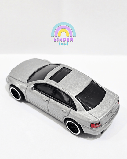 Premium Hot Wheels Audi S4 Quattro (Uncarded) - Kinder Logs