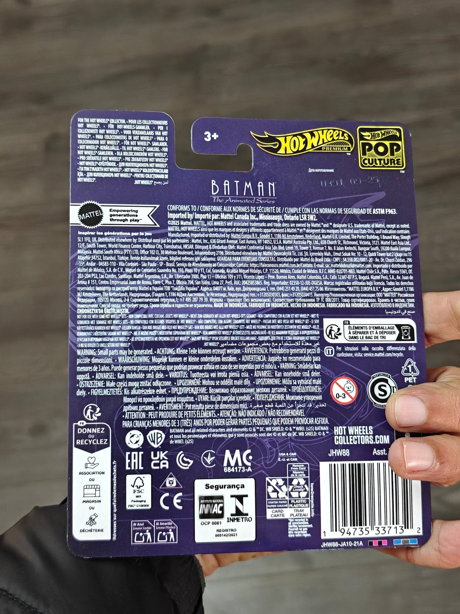 Premium Hot Wheels Batman The Animated Series Batmobile (Imported) - Kinder Logs