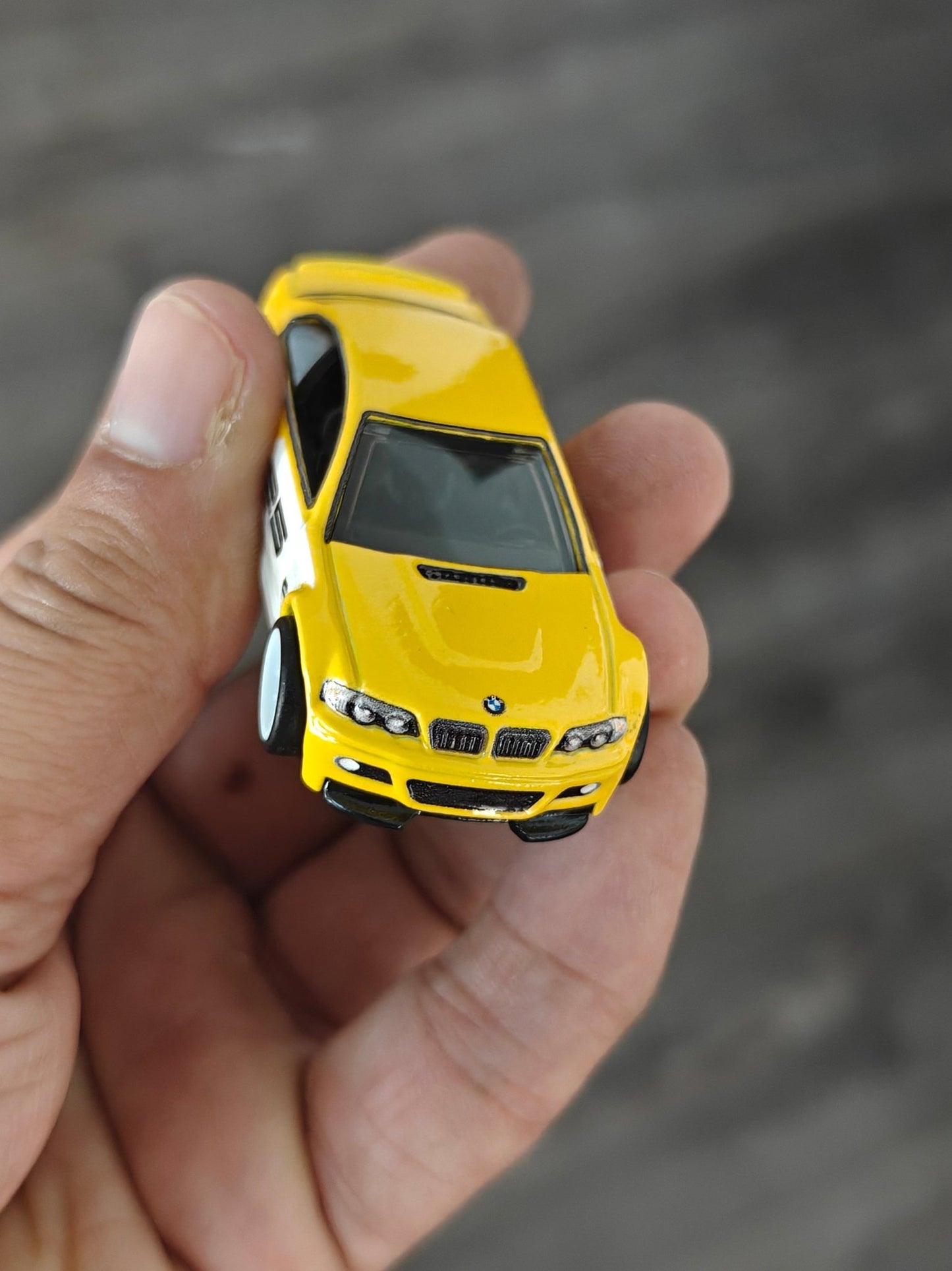 Premium Hot Wheels BMW M3 - Yellow (Uncarded - New) - Kinder Logs
