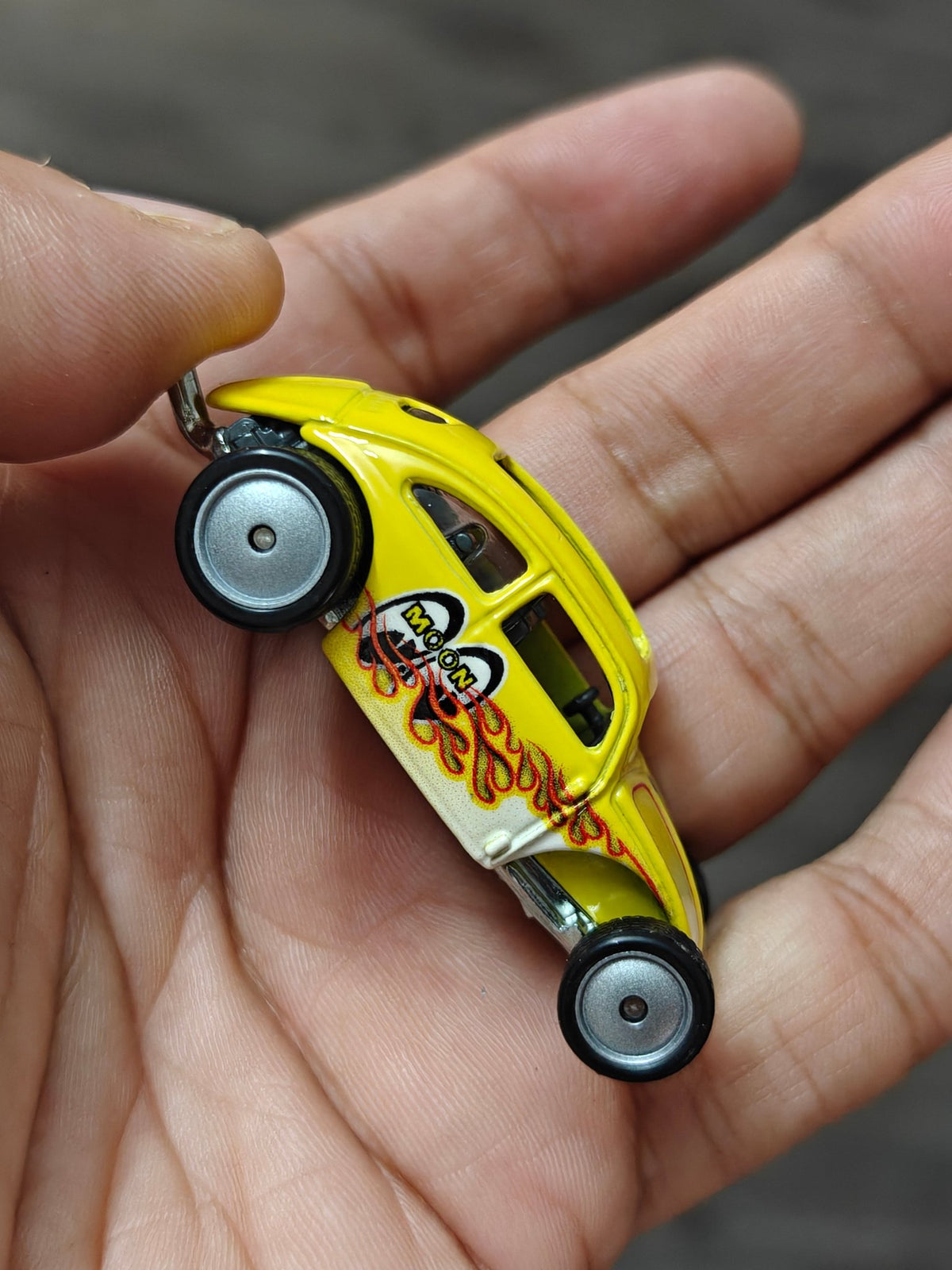 Premium Hot Wheels Custom VW Beetle MOON Eyes (Uncarded - New) - Kinder Logs