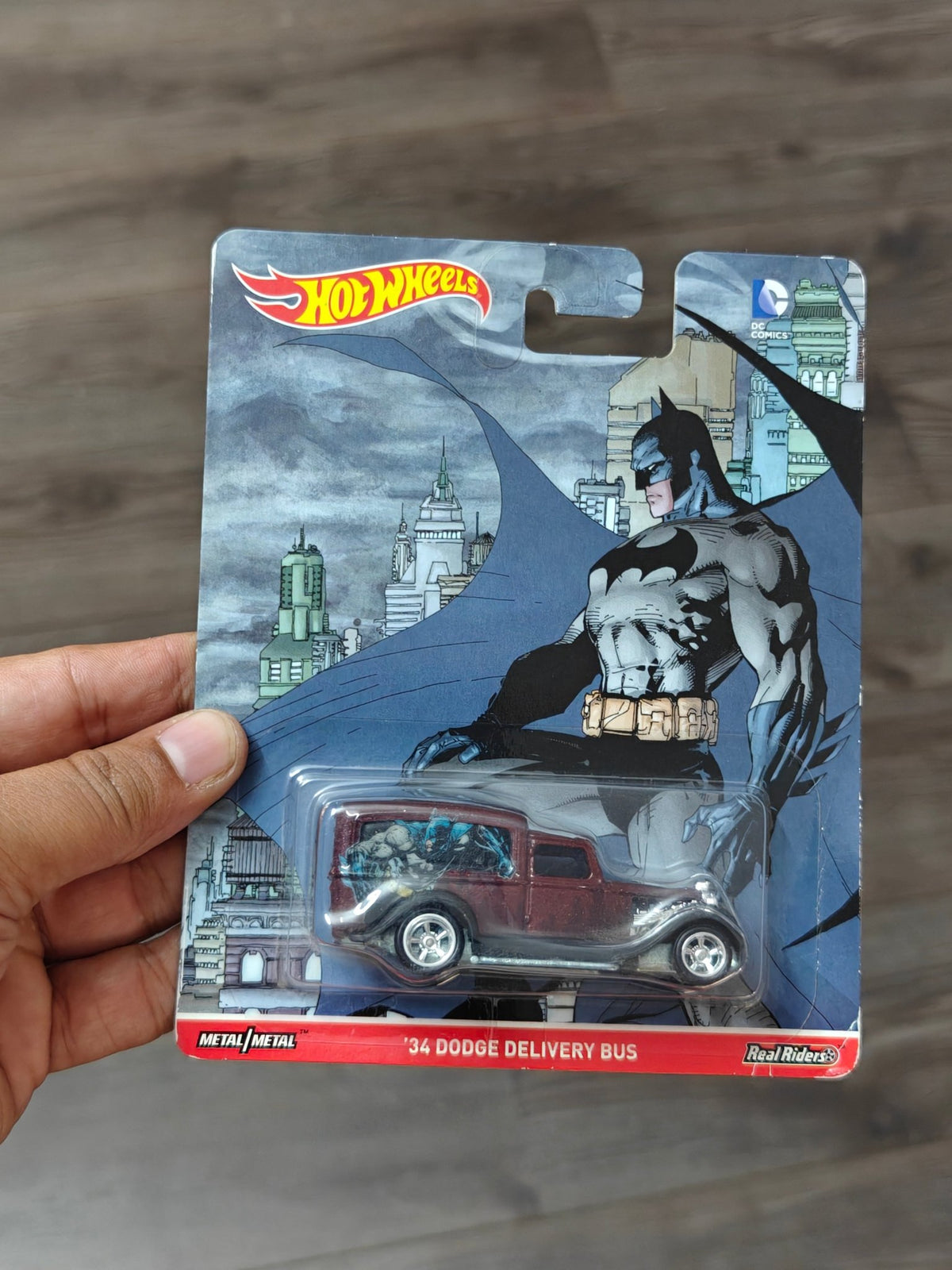 Premium Hot Wheels DC Comics Batman 1934 Dodge Delivery Bus (Imported) - Kinder Logs