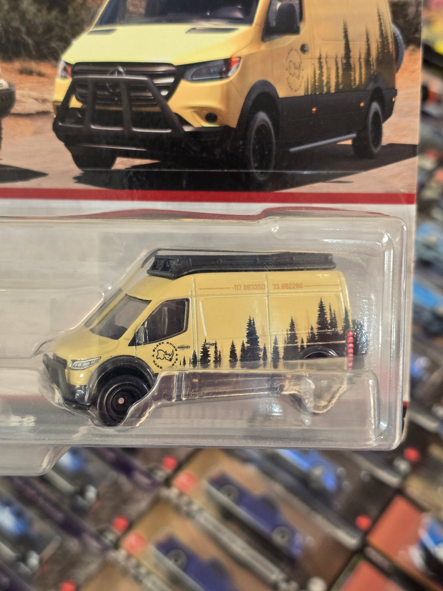 Premium Hot Wheels Duo Pack - Toyota LC Prado, Mercedes Sprinter - Kinder Logs