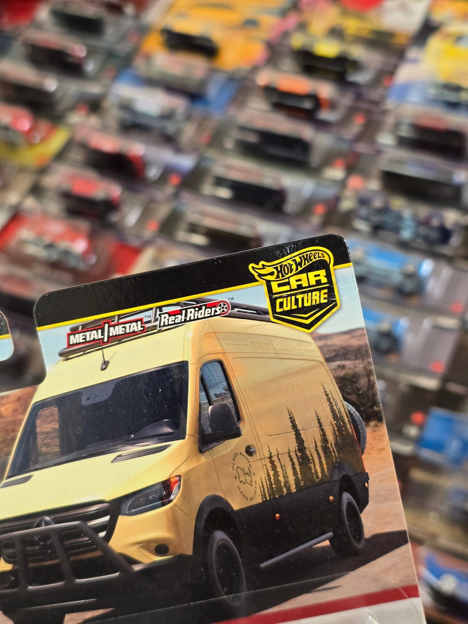 Premium Hot Wheels Duo Pack - Toyota LC Prado, Mercedes Sprinter - Kinder Logs