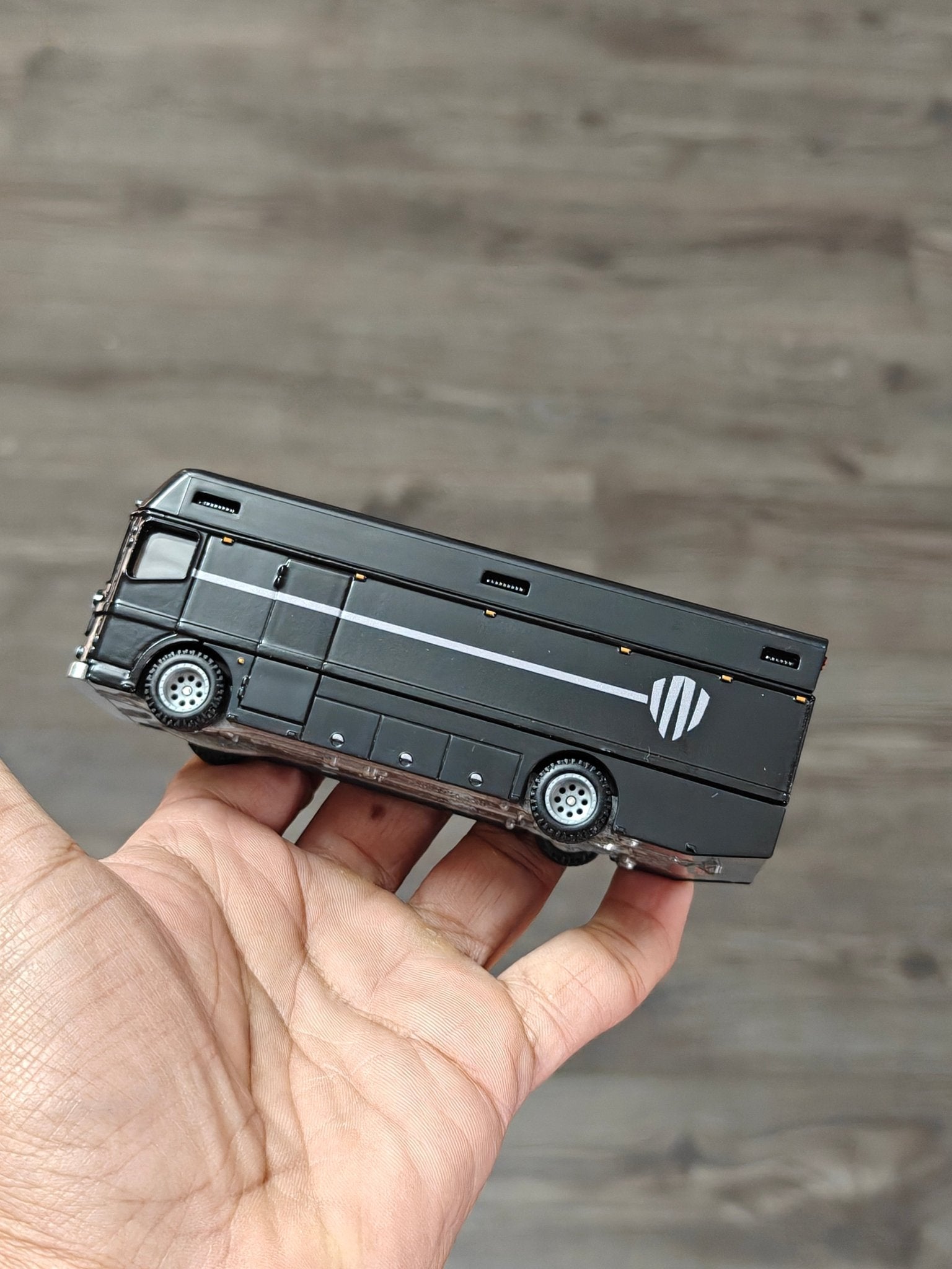 Premium Hot Wheels Euro Hauler - Black (Uncarded - New) - Kinder Logs