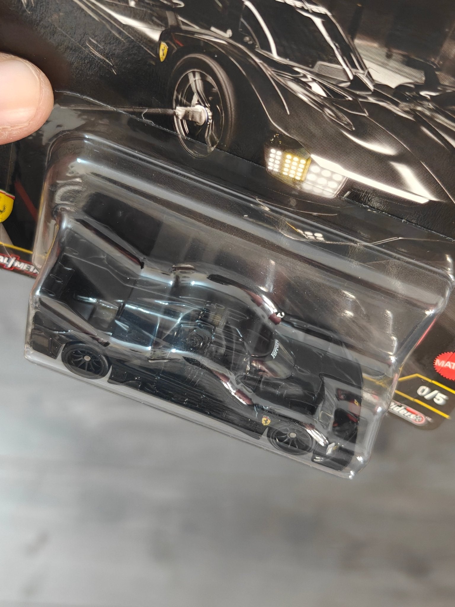 Premium Hot Wheels Ferrari 499P - CHASE 0/5 (Imported) - Kinder