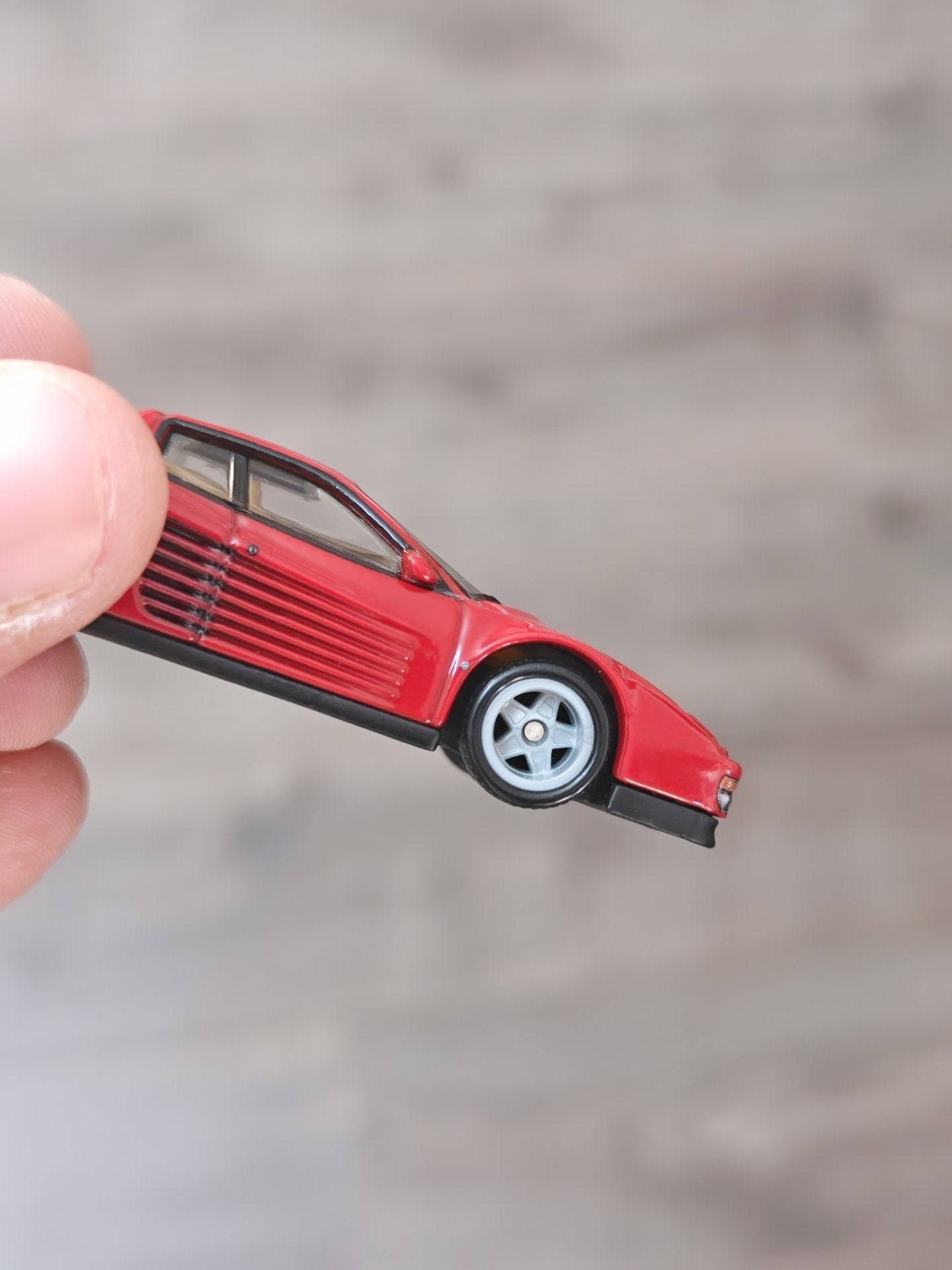 Premium Hot Wheels Ferrari Testarossa - Red (Uncarded - New) - Kinder Logs