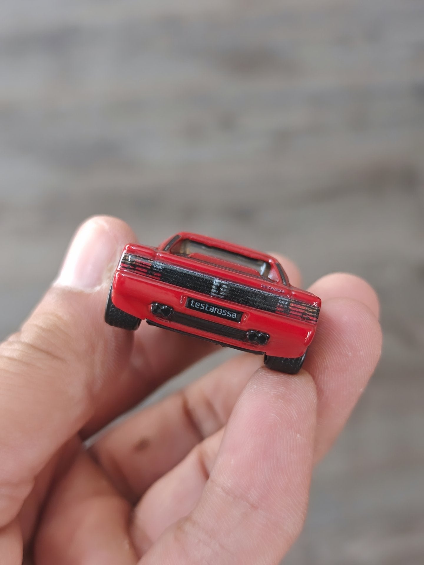Premium Hot Wheels Ferrari Testarossa - Red (Uncarded - New) - Kinder Logs