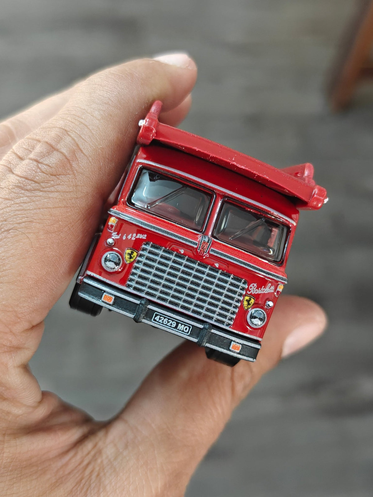 Premium Hot Wheels Fiat 642 RN2 Bartoletti Truck - Red (Uncarded - New) - Kinder Logs