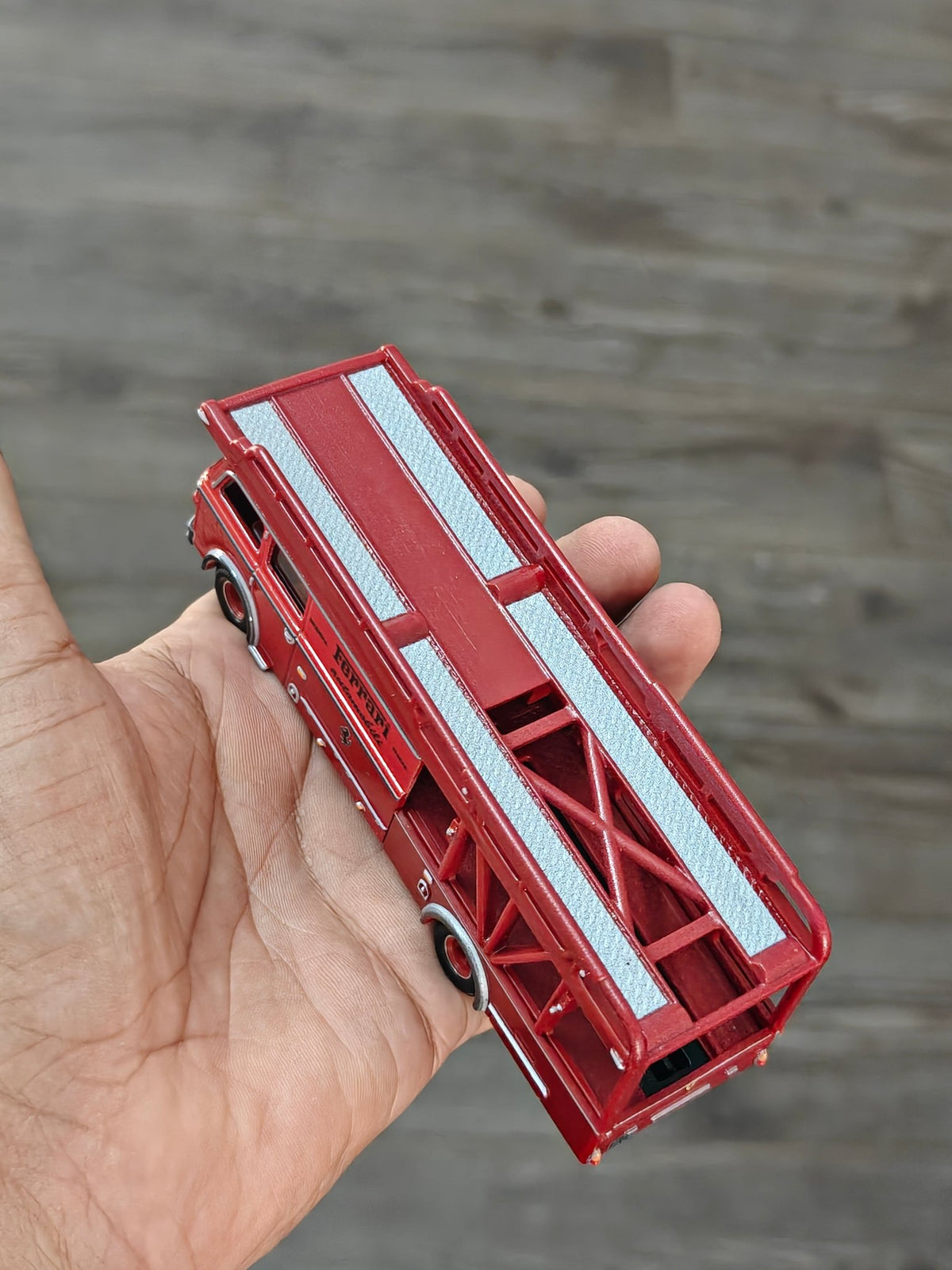 Premium Hot Wheels Fiat 642 RN2 Bartoletti Truck - Red (Uncarded - New) - Kinder Logs