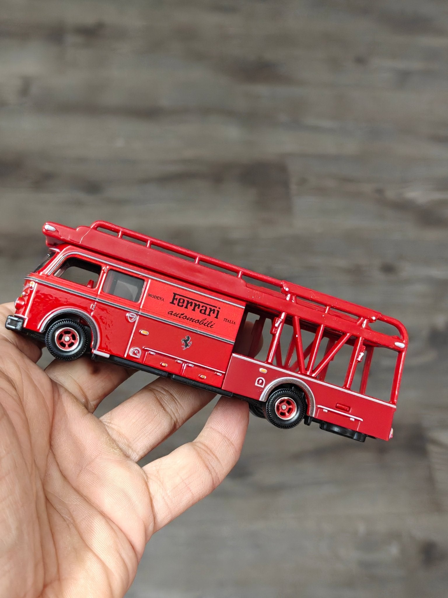 Premium Hot Wheels Fiat 642 RN2 Bartoletti Truck - Red (Uncarded - New) - Kinder Logs