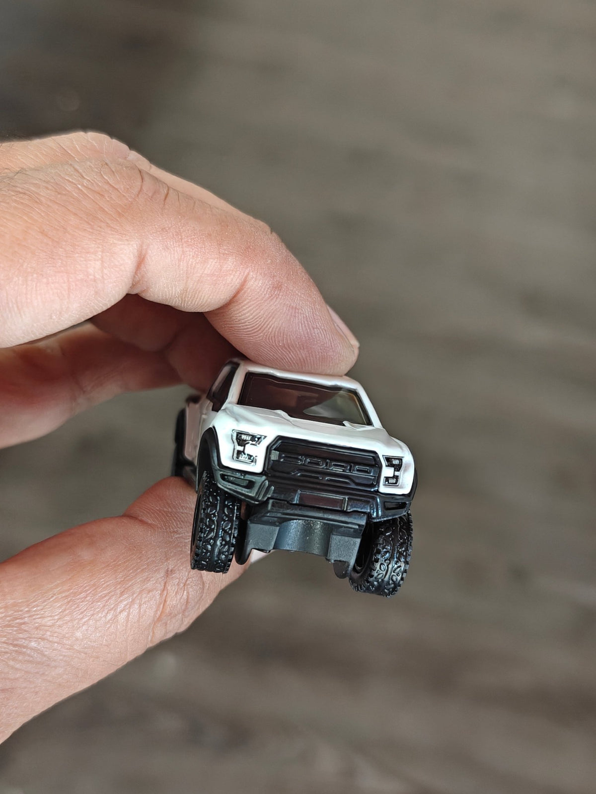 Premium Hot Wheels Ford F-150 Raptor With Open Trailer (Uncarded - New) - Kinder Logs