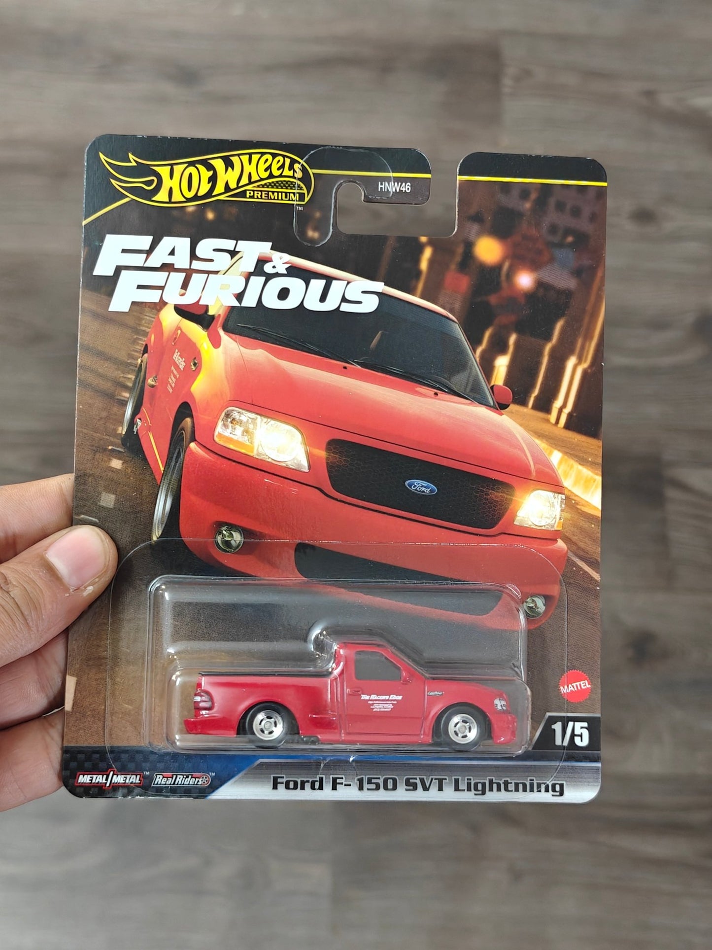 Premium Hot Wheels Ford F - 150 SVT Lightning - Red - Fast & Furious (Imported) - Kinder Logs