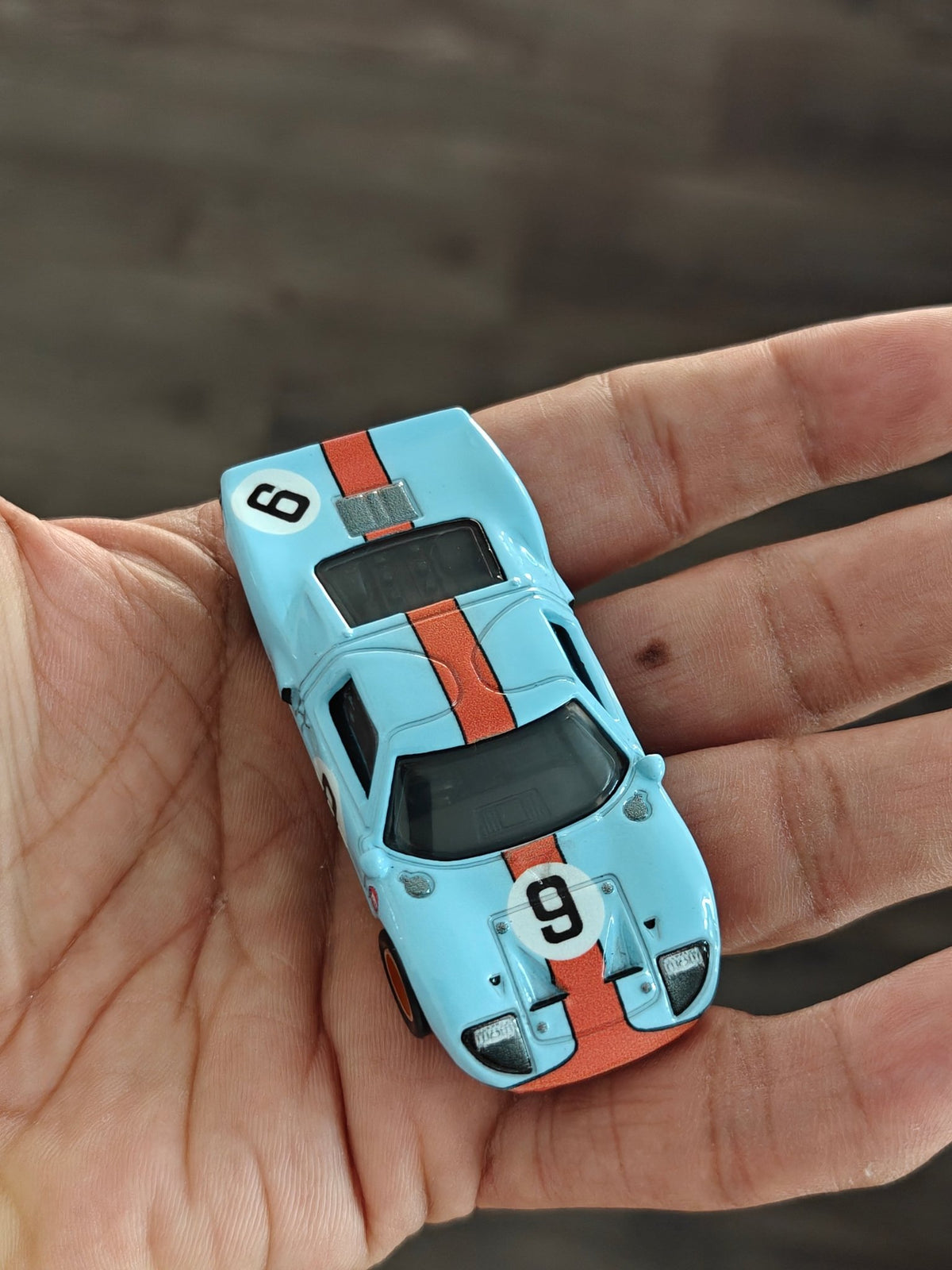 Premium Hot Wheels Ford GT-40 Gulf Edition (Uncarded - New) - Kinder Logs