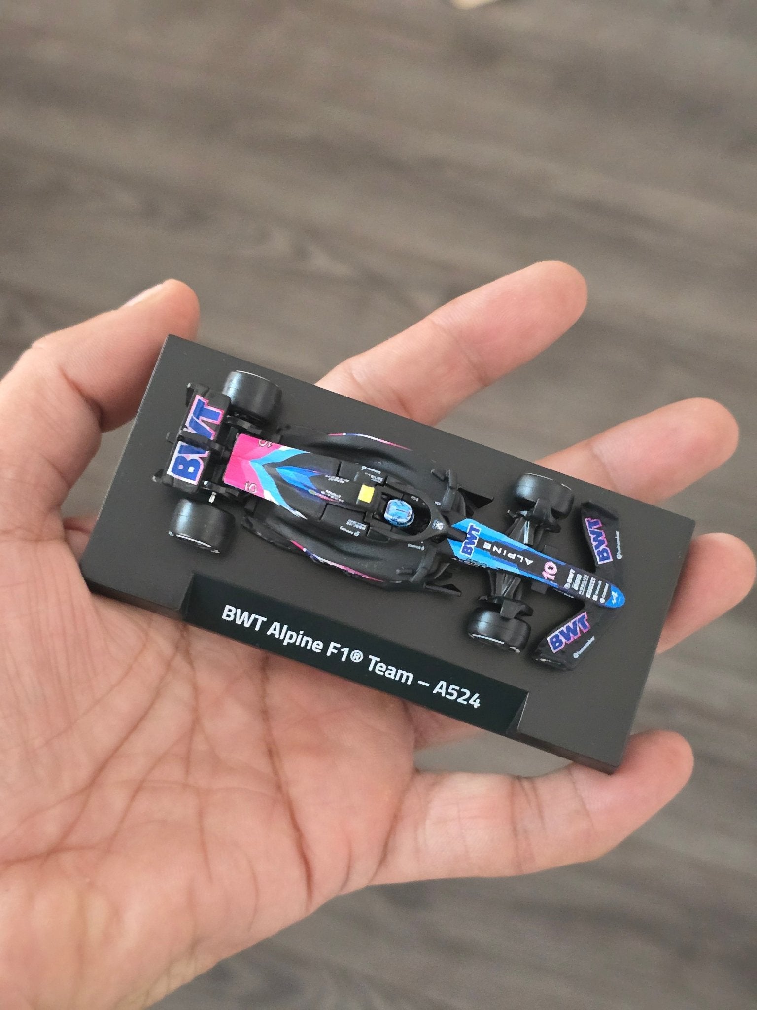 Premium Hot Wheels Formula 1 BWT Alpine F1 Team - A524 (10) - Kinder Logs