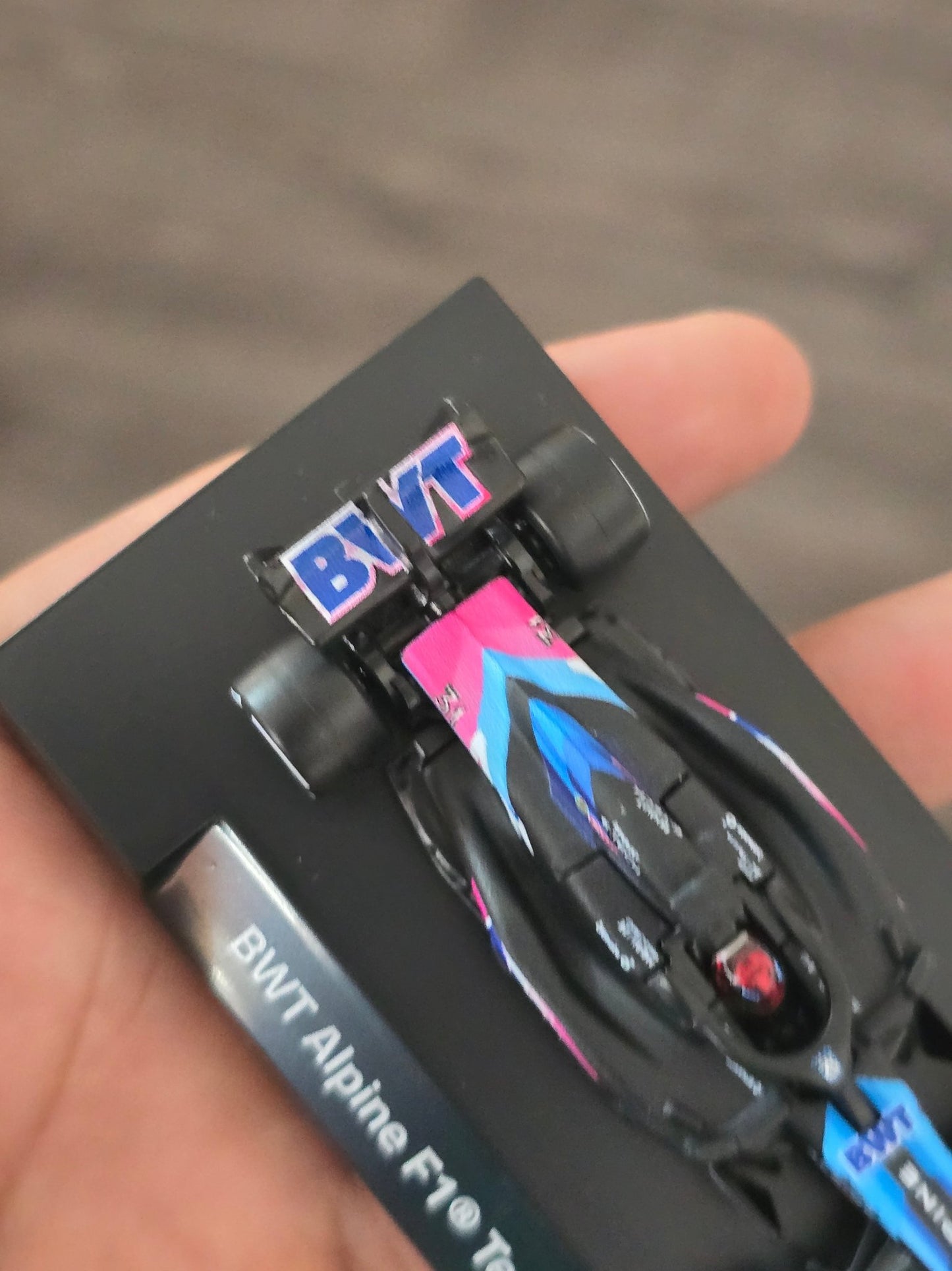 Premium Hot Wheels Formula 1 BWT Alpine F1 Team - A524 (31) - Kinder Logs