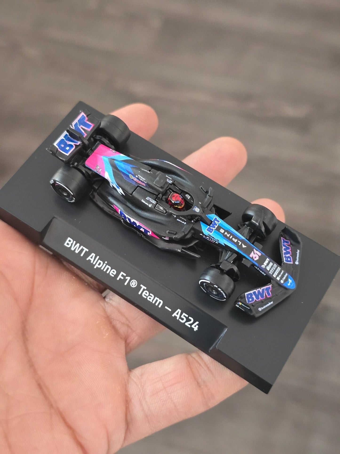 Premium Hot Wheels Formula 1 BWT Alpine F1 Team - A524 (31) - Kinder Logs