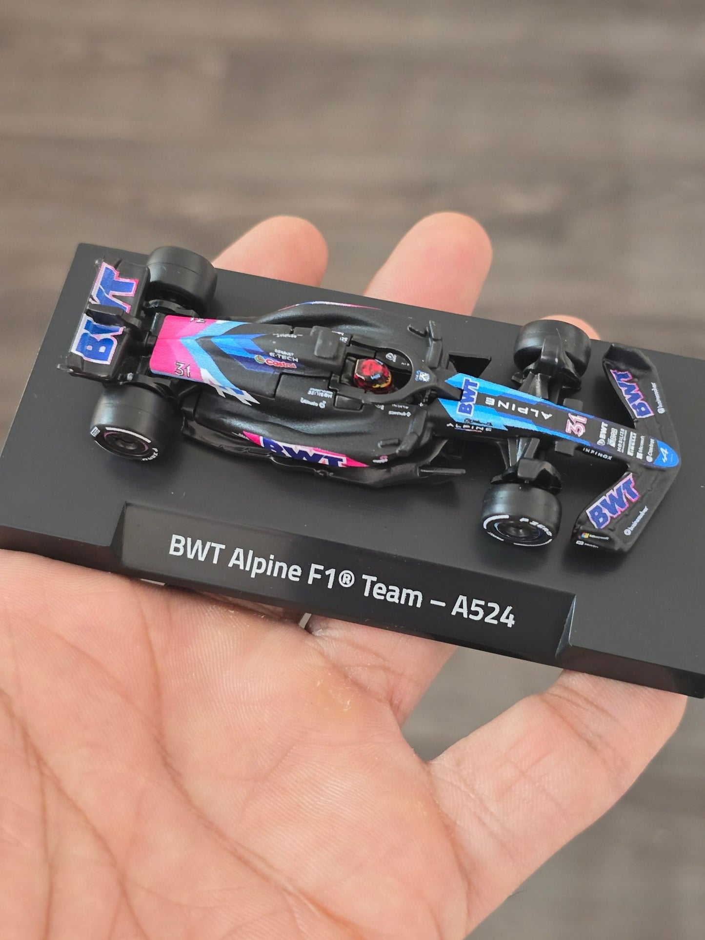 Premium Hot Wheels Formula 1 BWT Alpine F1 Team - A524 (31) - Kinder Logs