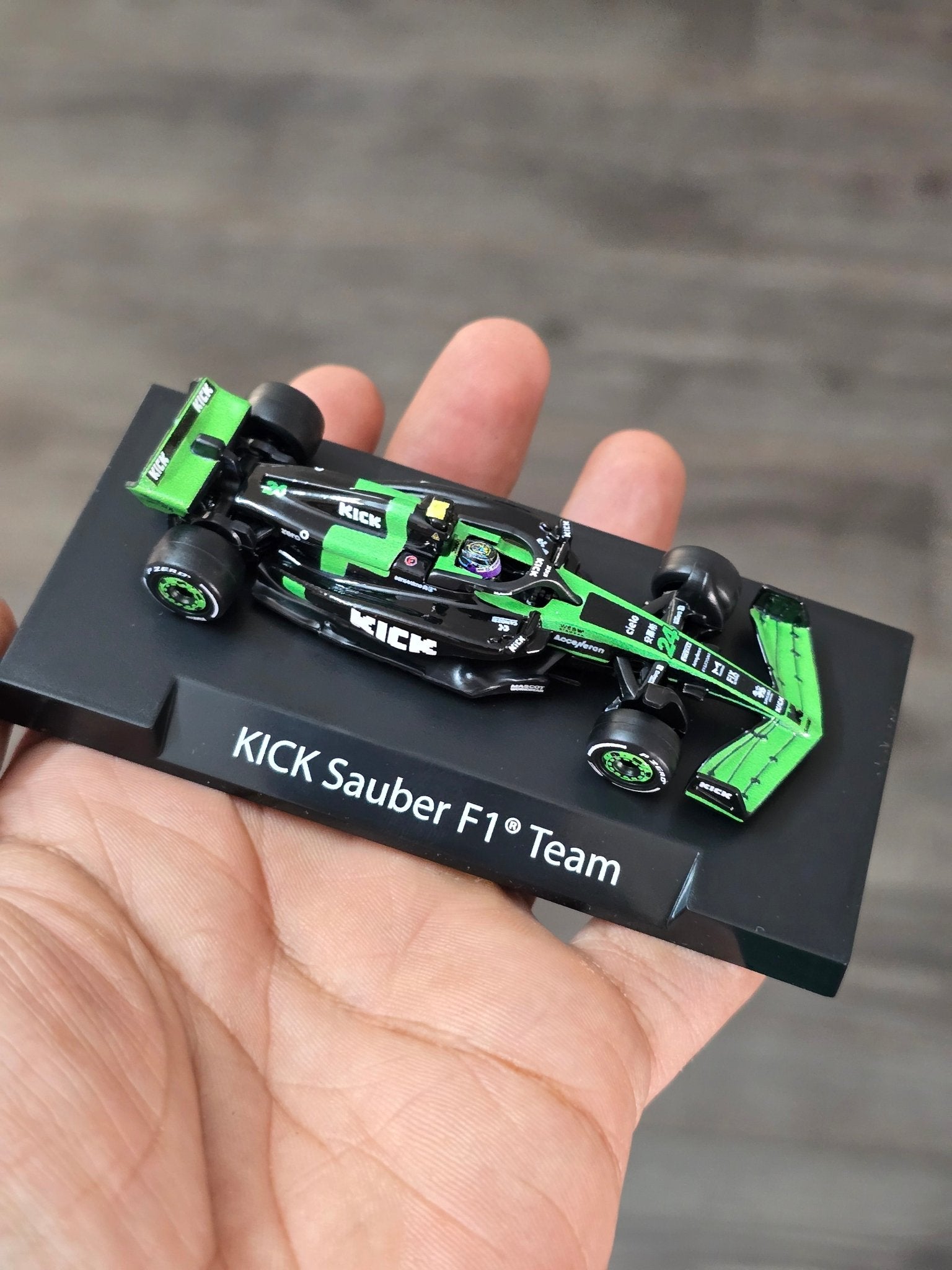 Premium Hot Wheels Formula 1 Kick Sauber F1 Team 24 (Uncarded - New) - Kinder Logs