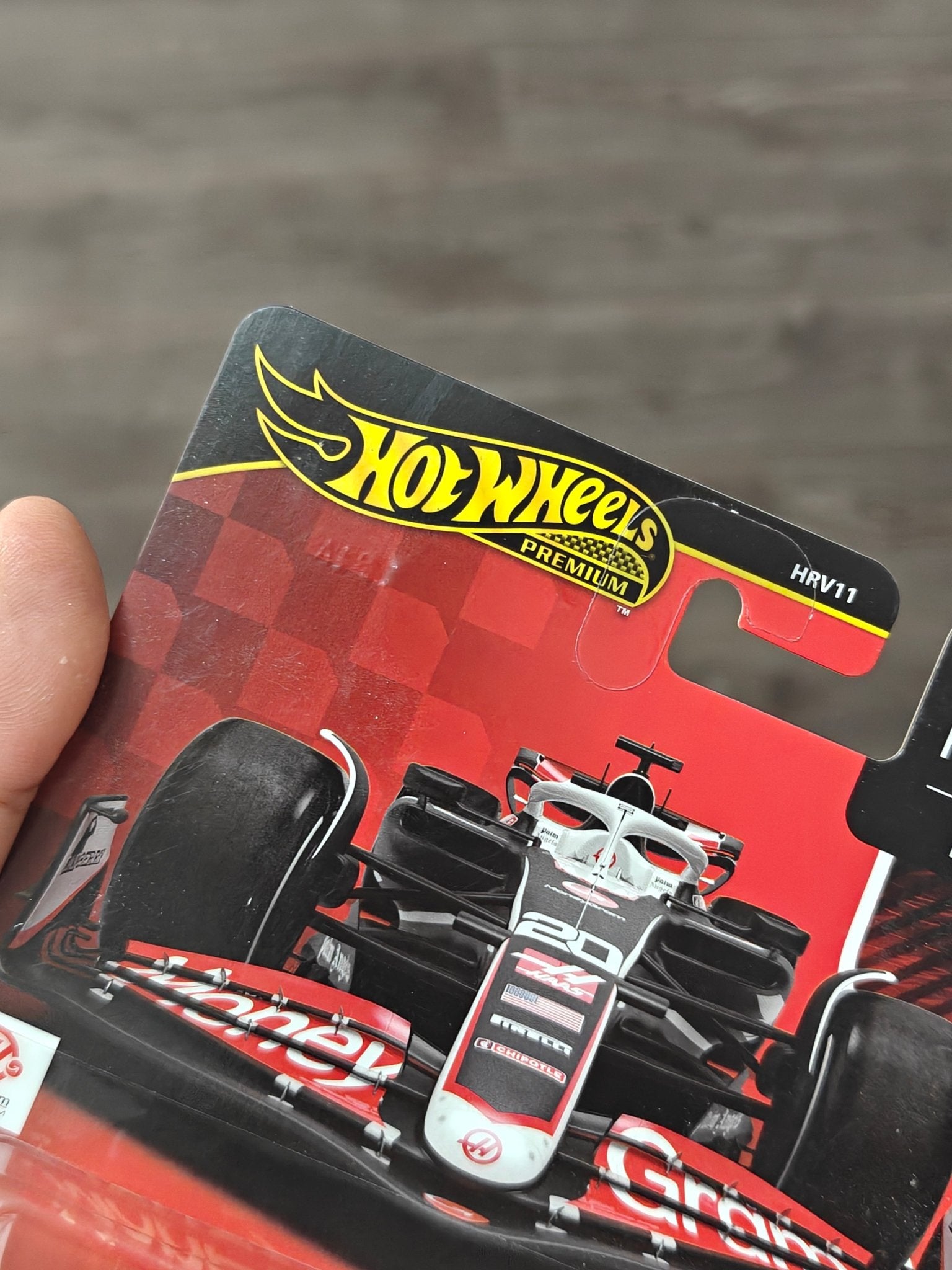 Premium Hot Wheels Formula 1 MoneyGram Haas VF - 24 20 (Imported) - Kinder Logs