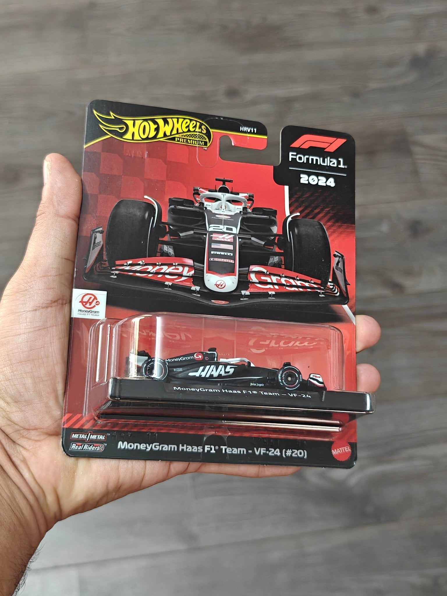 Premium Hot Wheels Formula 1 MoneyGram Haas VF - 24 20 (Imported) - Kinder Logs
