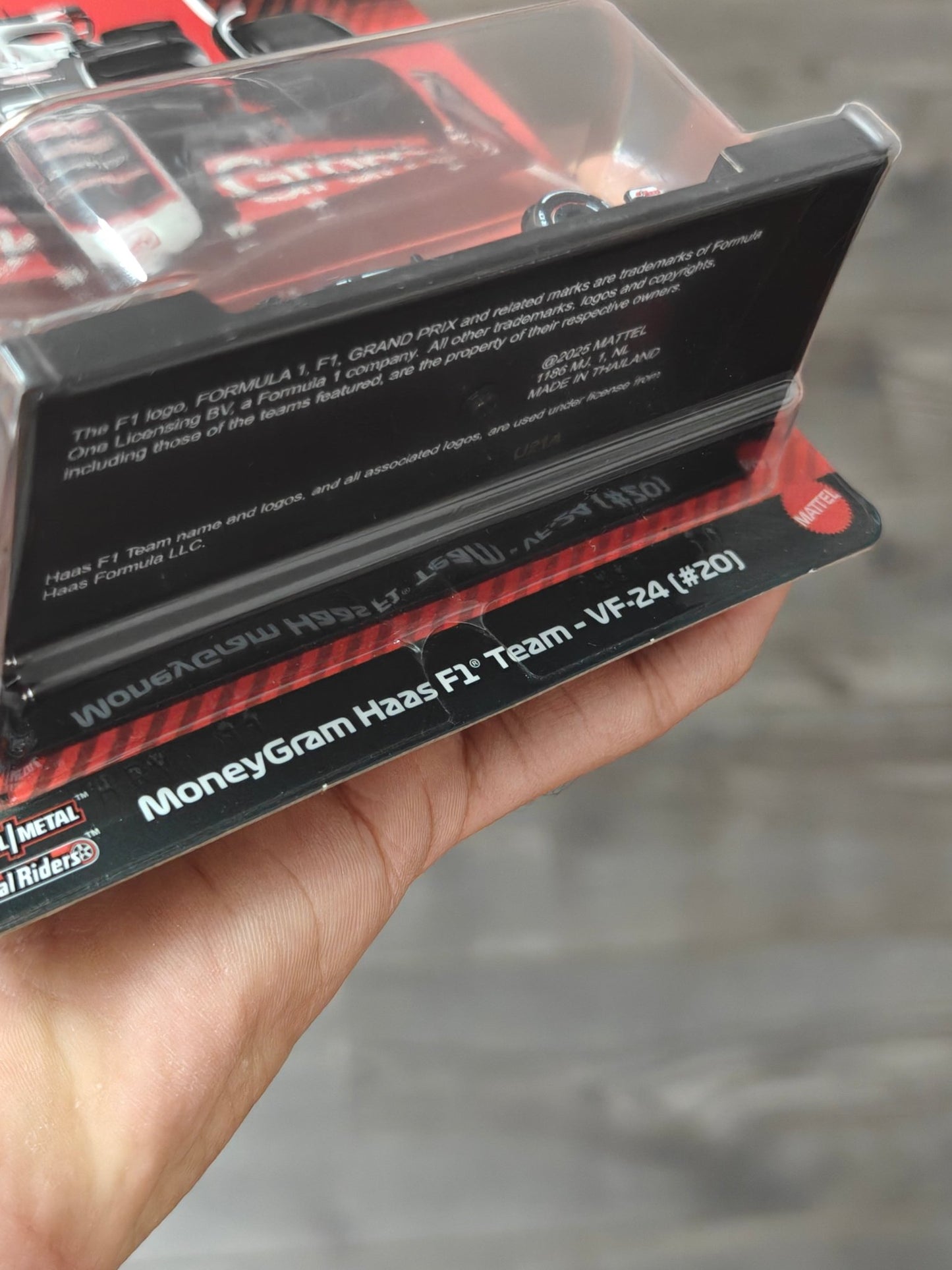 Premium Hot Wheels Formula 1 MoneyGram Haas VF - 24 20 (Imported) - Kinder Logs