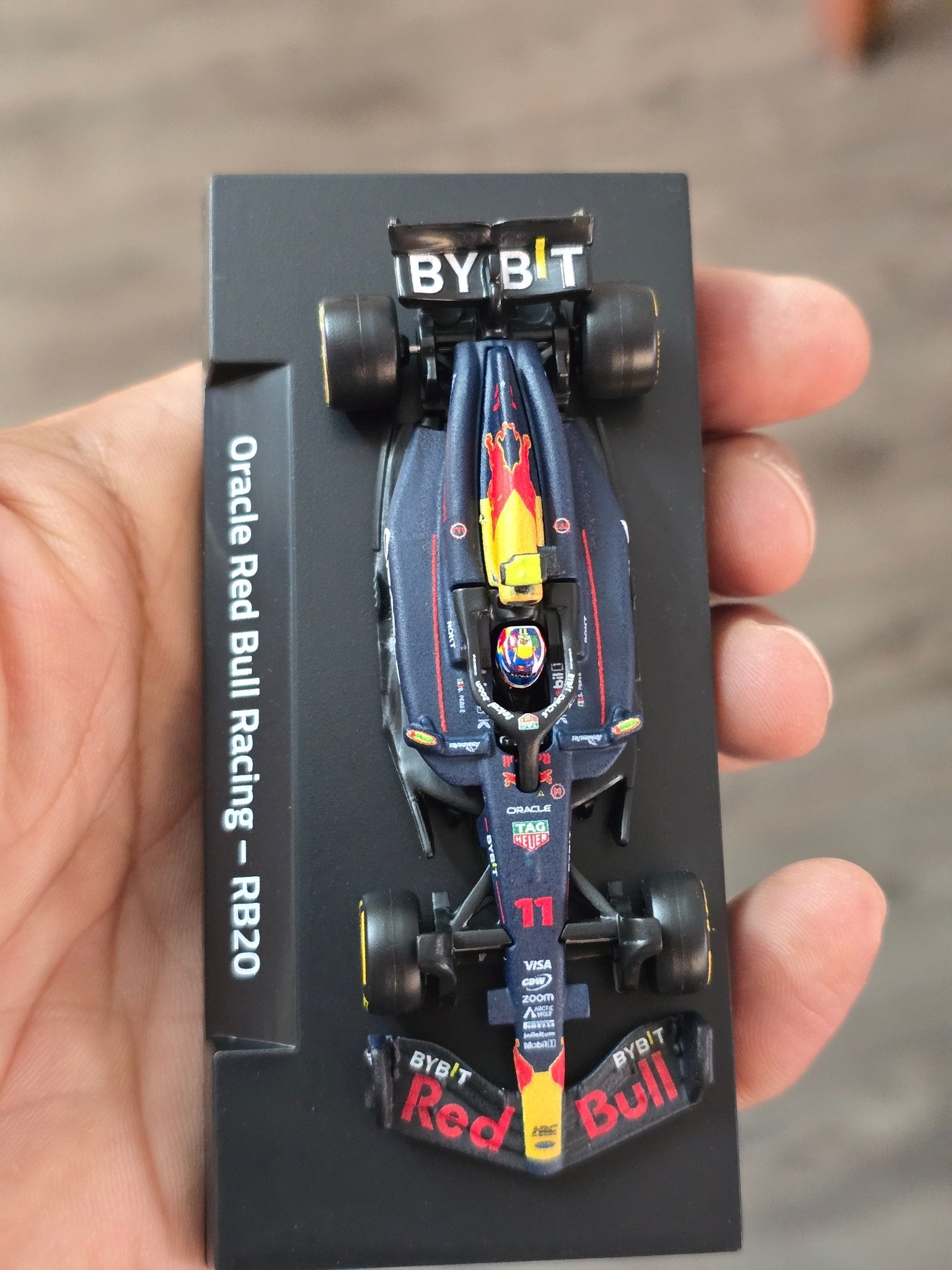 Premium Hot Wheels Formula 1 Oracle Red Bull Racing - RB20 (11) - Kinder Logs