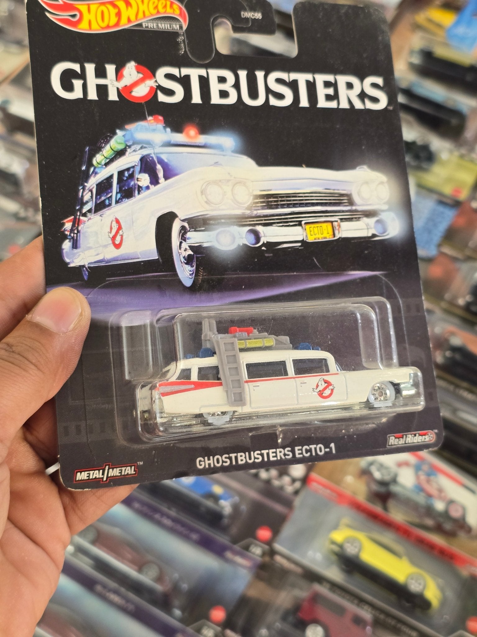 Premium Hot Wheels Ghostbusters ECTO - 1 (Imported) - Kinder Logs
