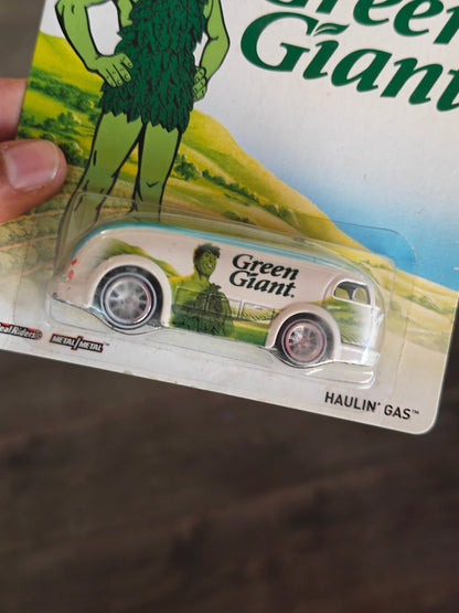 Premium Hot Wheels Haulin' Gas - Green Giant - General Mills (Imported) - Kinder Logs