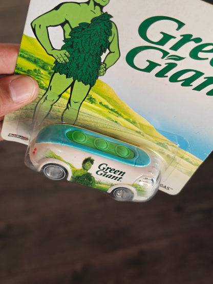 Premium Hot Wheels Haulin' Gas - Green Giant - General Mills (Imported) - Kinder Logs