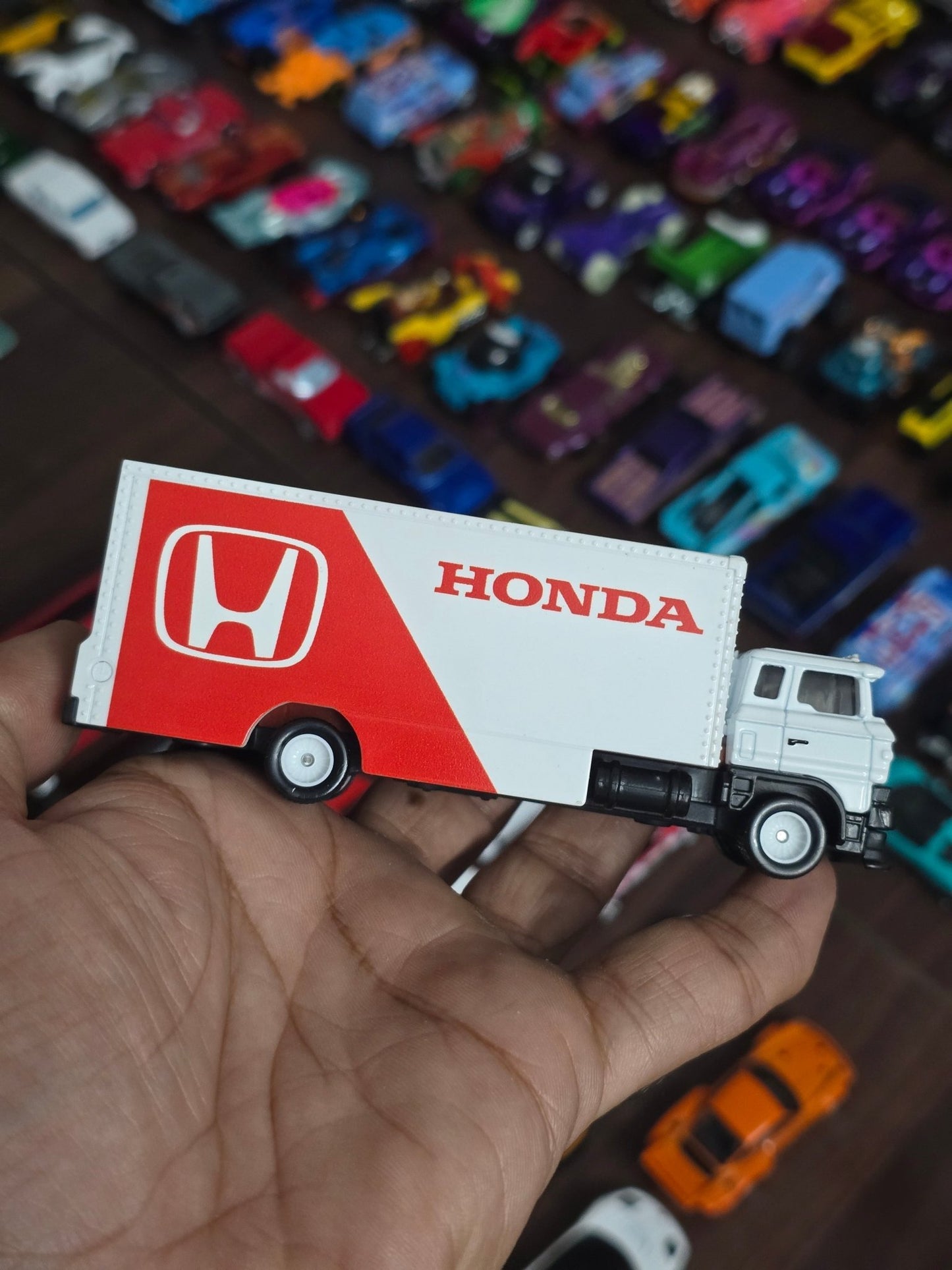 Premium Hot Wheels Honda Sakura Sprinter (Uncarded - New) - Kinder Logs
