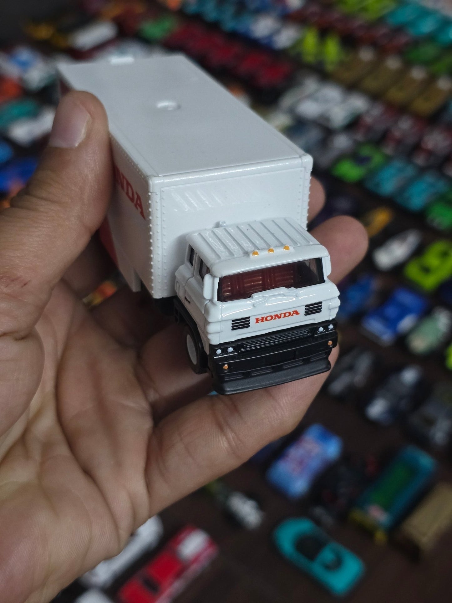 Premium Hot Wheels Honda Sakura Sprinter (Uncarded - New) - Kinder Logs