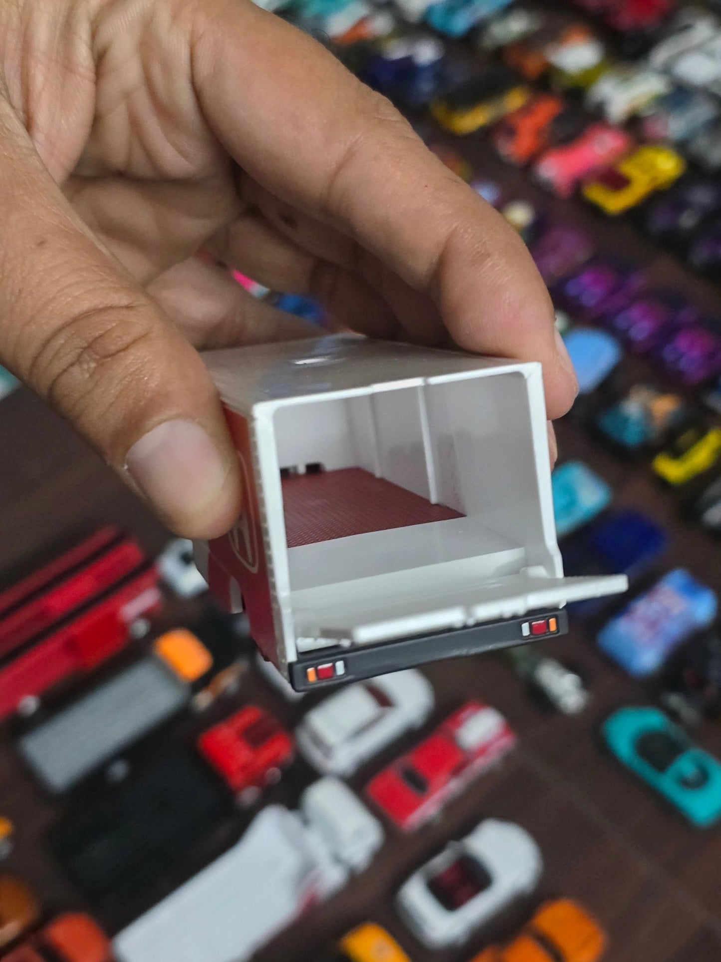 Premium Hot Wheels Honda Sakura Sprinter (Uncarded - New) - Kinder Logs