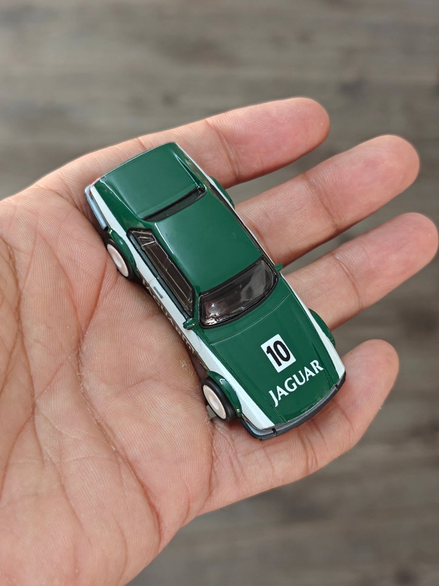 Premium Hot Wheels Jaguar XJS (Uncarded) - Kinder Logs