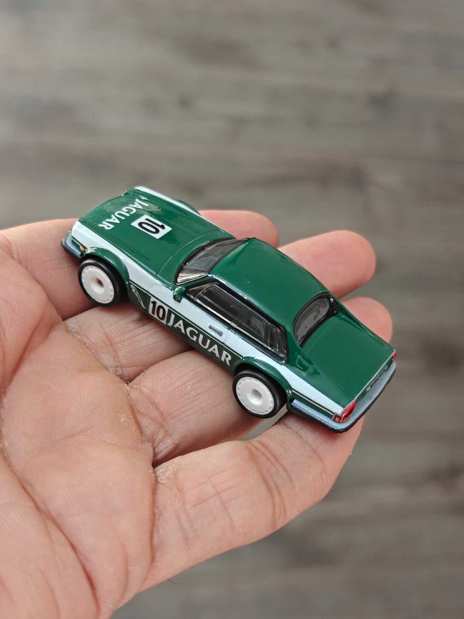 Premium Hot Wheels Jaguar XJS (Uncarded) - Kinder Logs