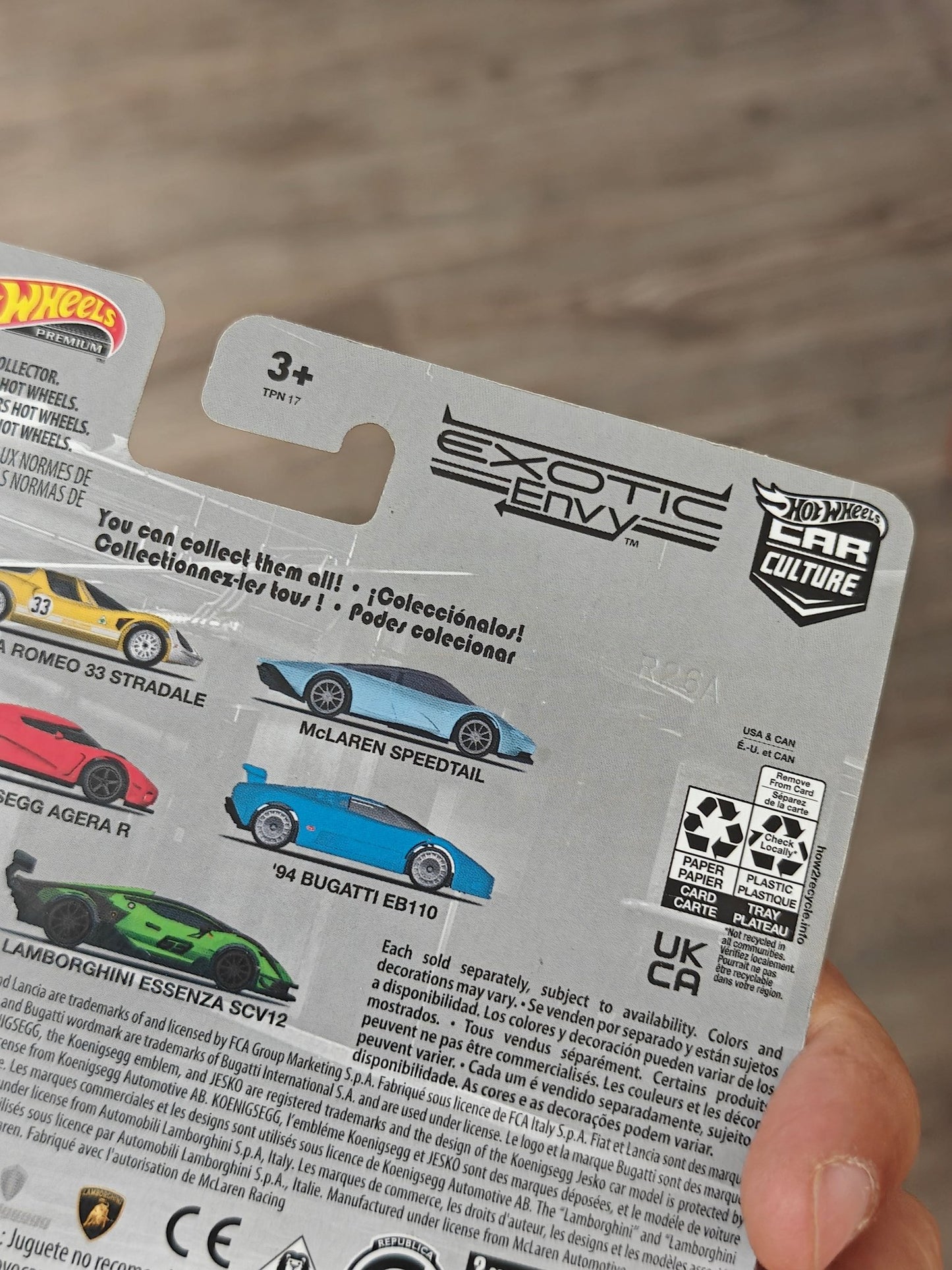 Premium Hot Wheels Koenigsegg Agera R - Exotic Envy (Imported) - Kinder Logs