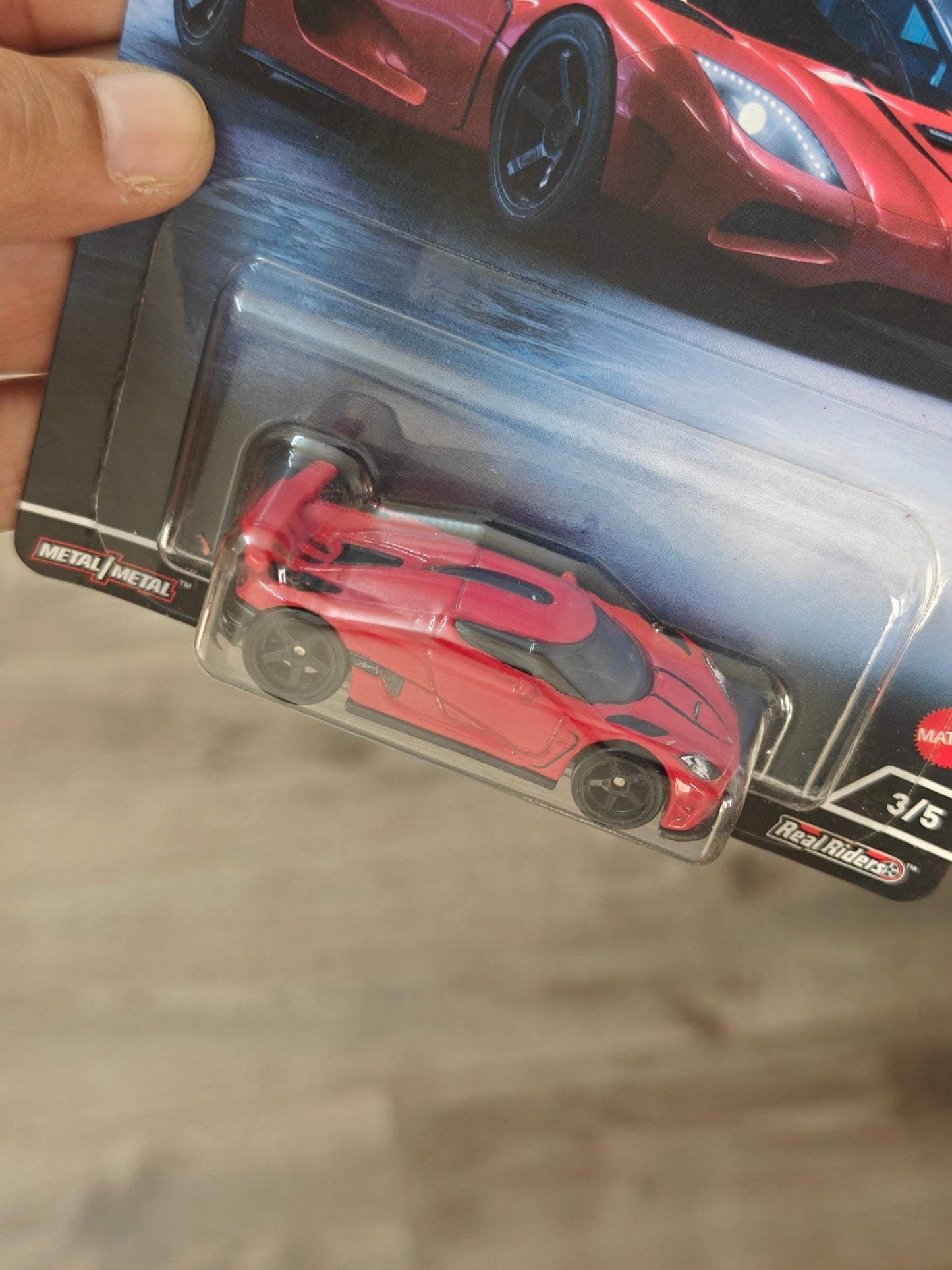 Premium Hot Wheels Koenigsegg Agera R - Exotic Envy (Imported) - Kinder Logs